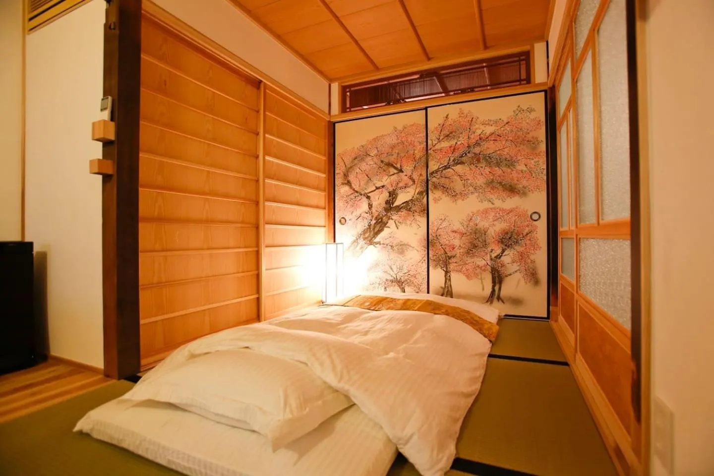 Bed in Yamagata Kyomachi Hatago Gojo Nishinotoin