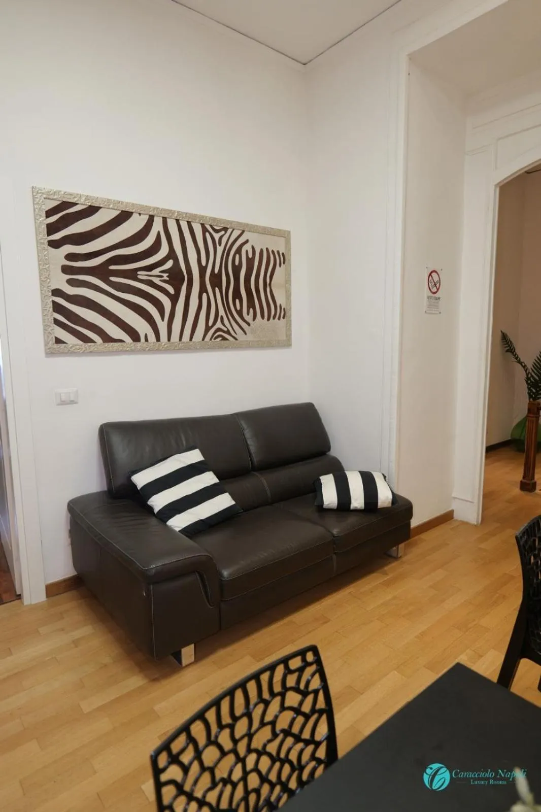 Seating area in Caracciolo Napoli BeB