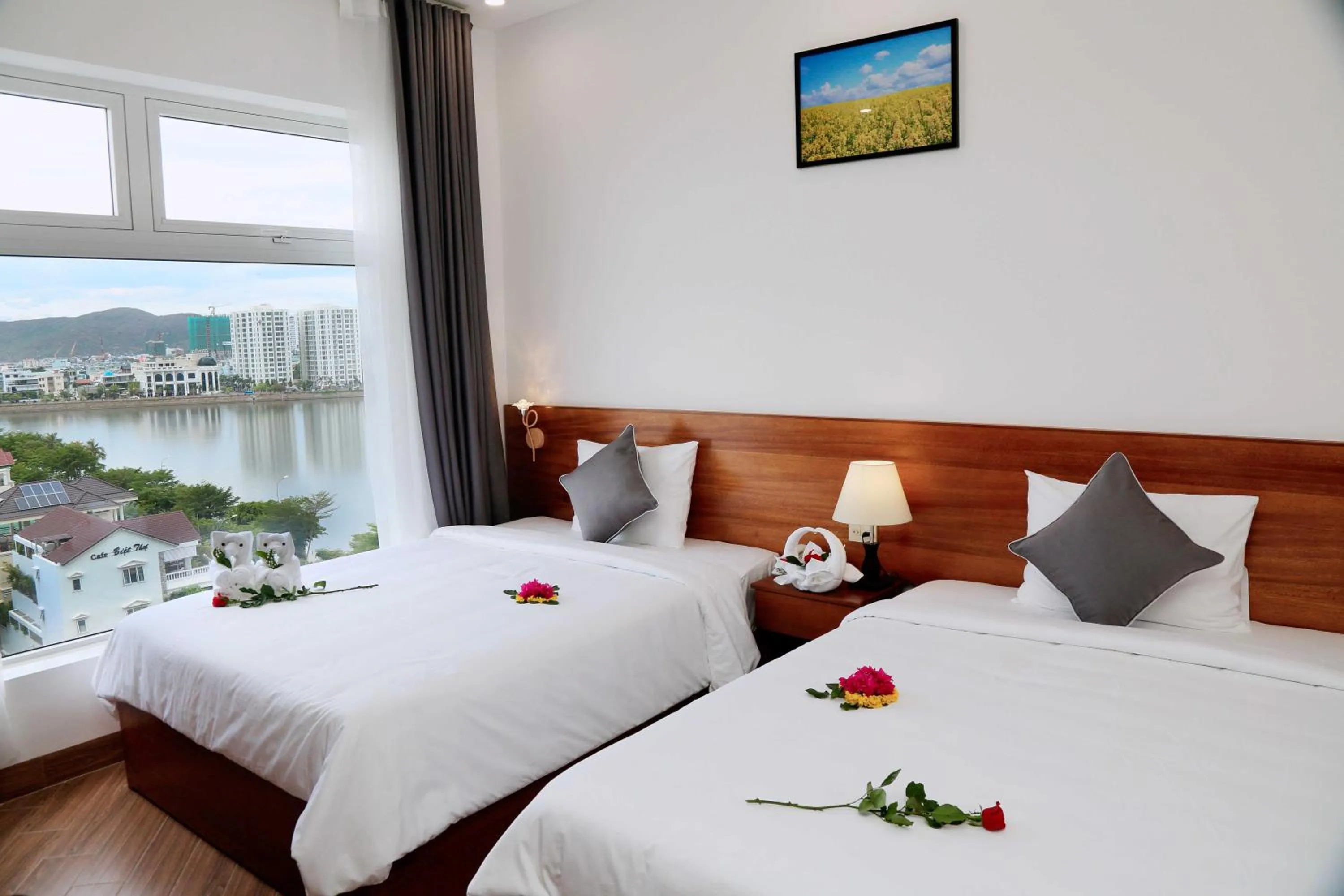 Photo of the whole room, Bed in Thanh Van Hotel Quy Nhon