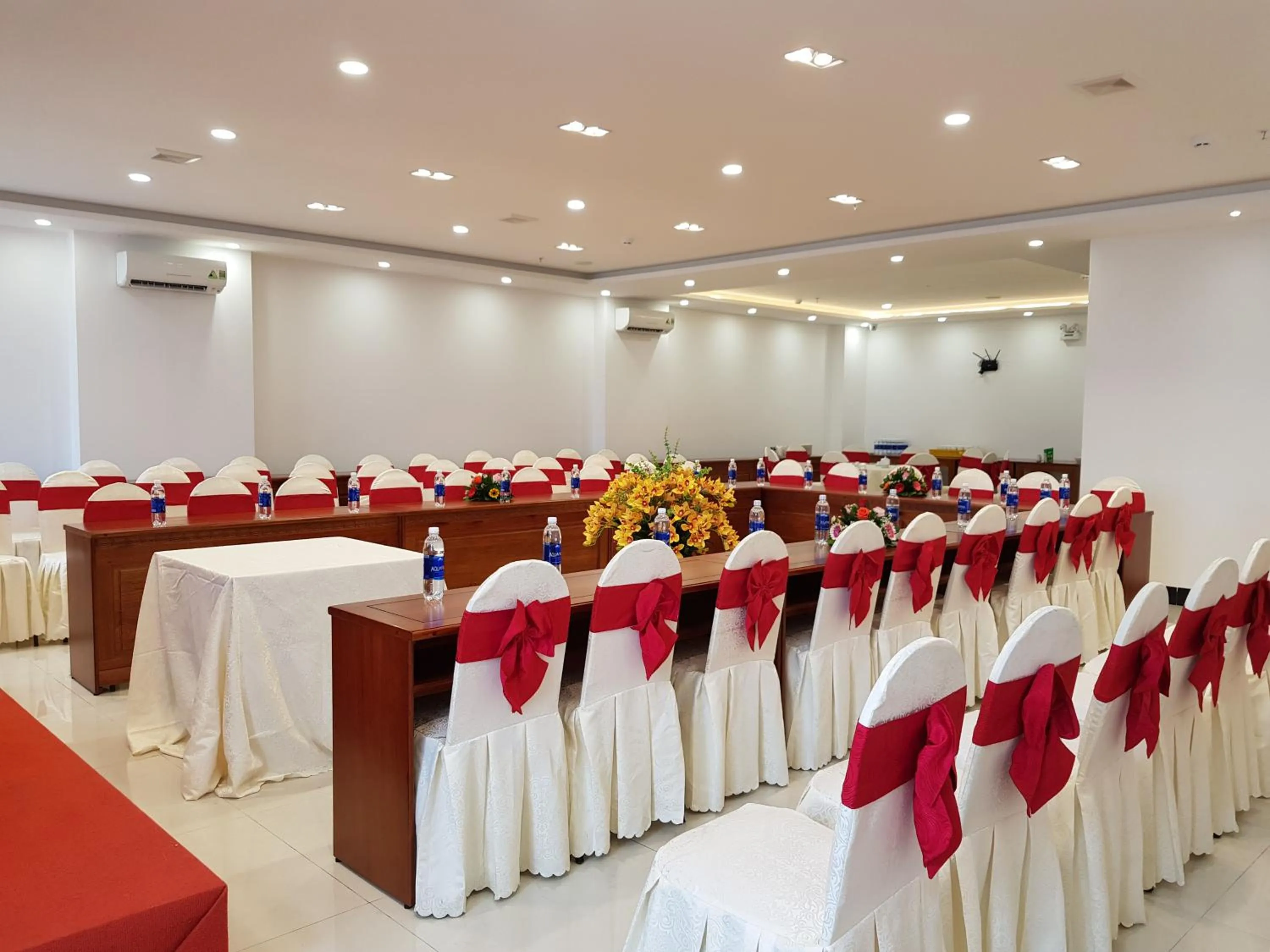 Meeting/conference room in Thanh Van Hotel Quy Nhon