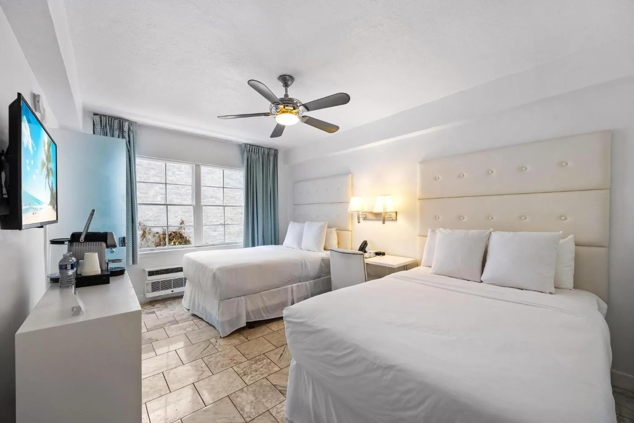 Bed in Beacon South Beach Hotel