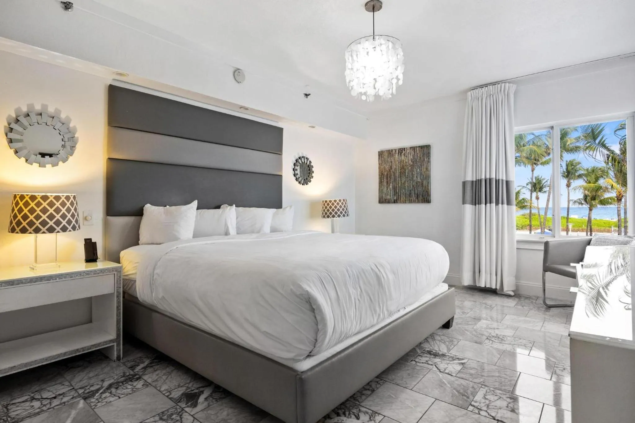 Bed in Beacon South Beach Hotel