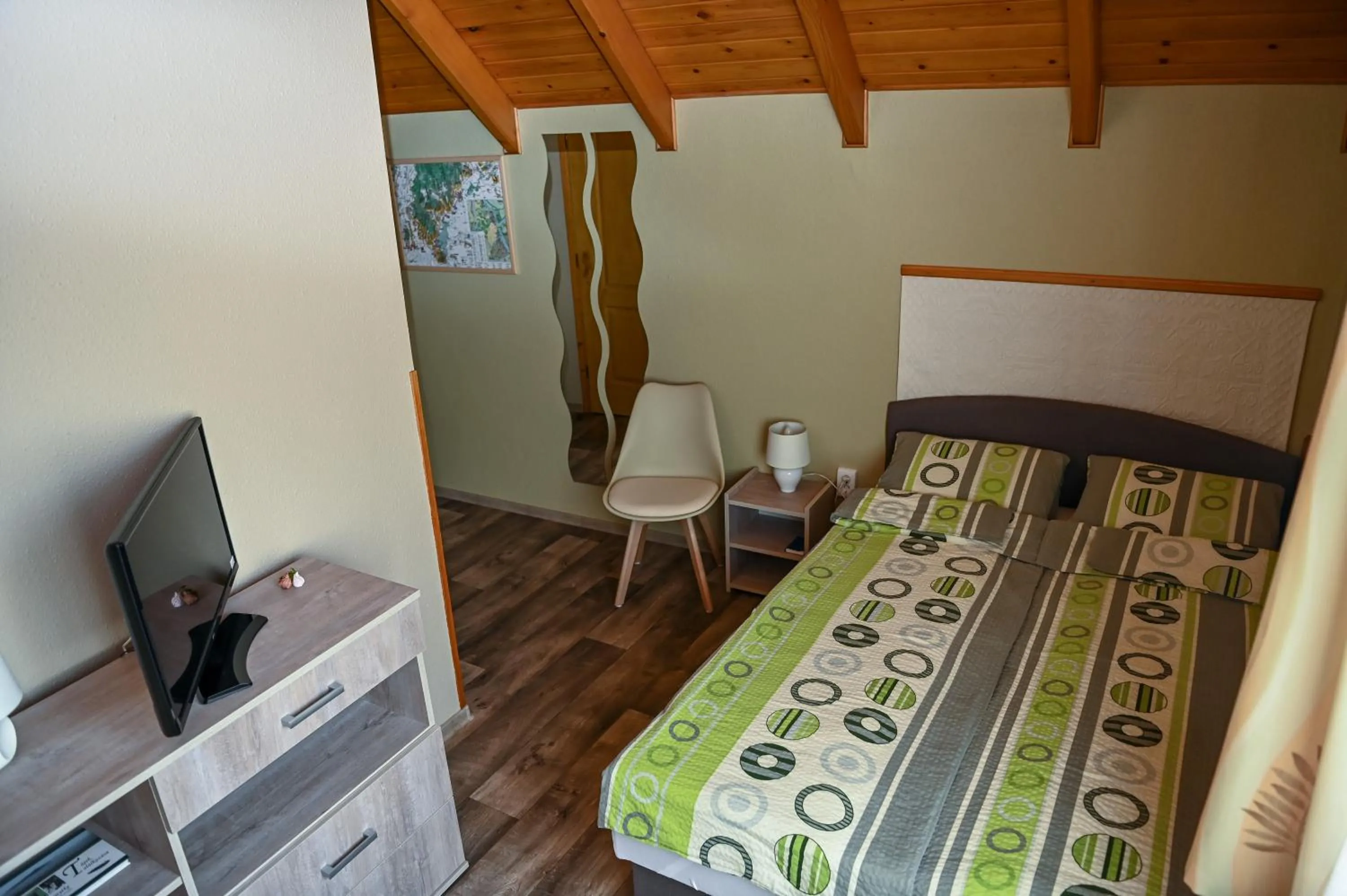 Bed in Angéla Vendegház