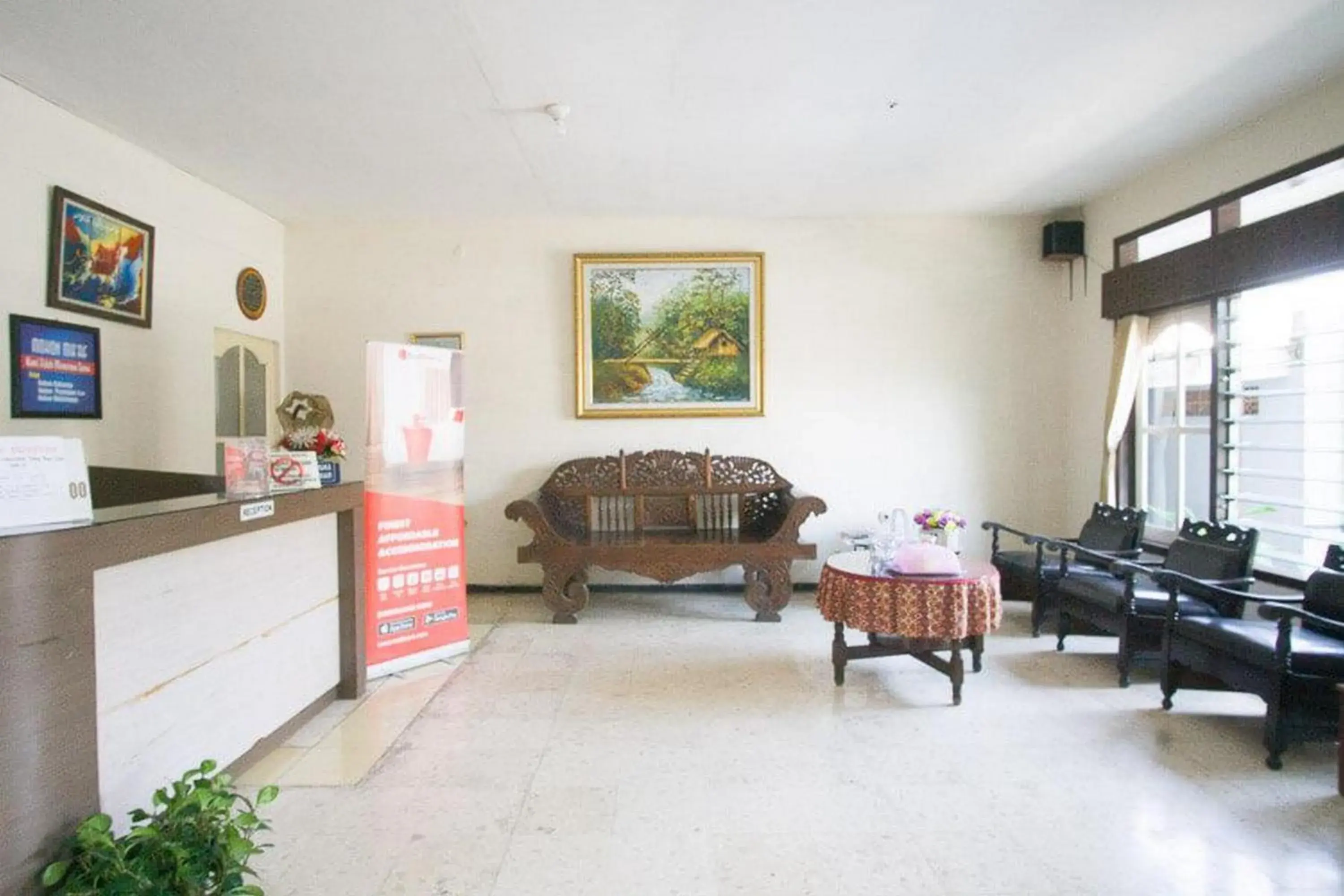 Lobby or reception in RedDoorz Syariah @ Jalan Gajah Mada Lobby or reception in RedDoorz Syariah @ Jalan Gajah Mada