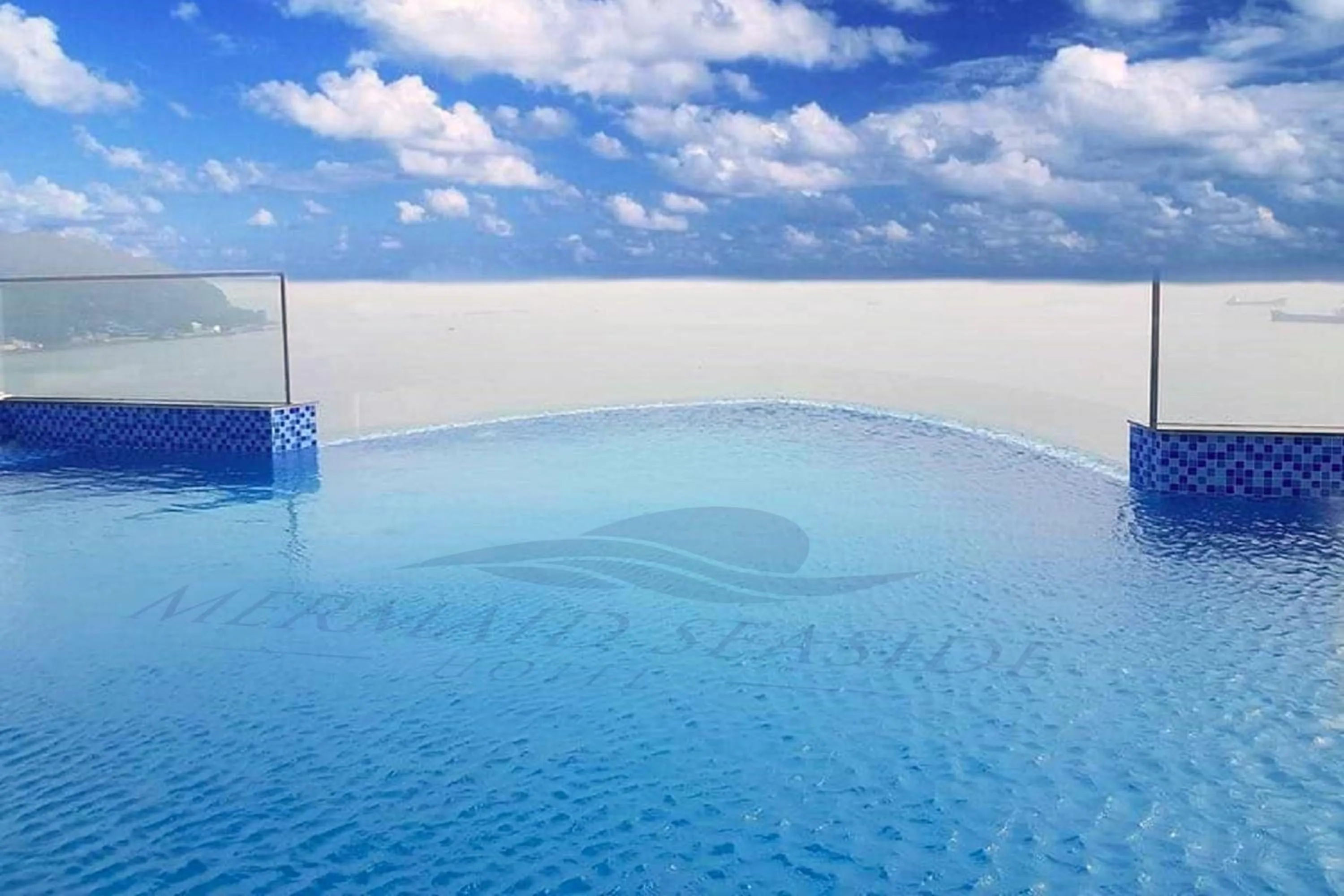 Swimming pool in Mermaid Seaside Hotel