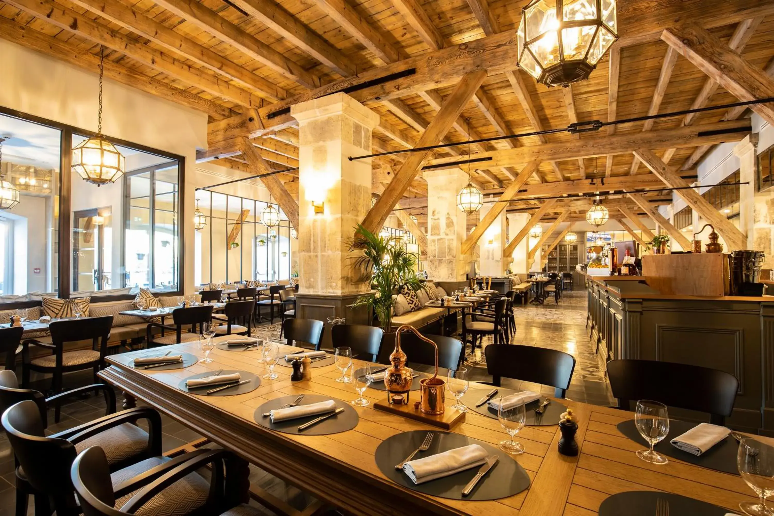 Restaurant/places to eat in Appartements Chais Monnet Restaurant/places to eat in Appartements Chais Monnet