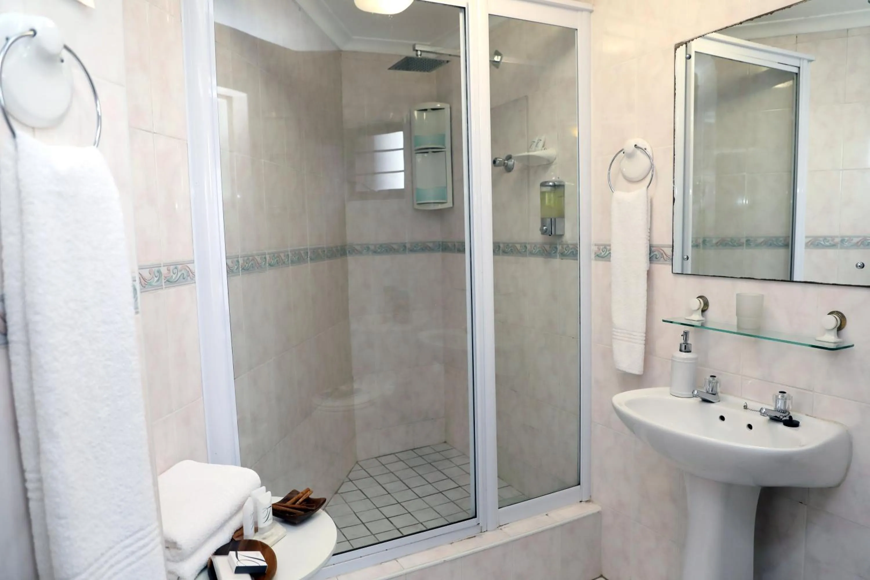 Bathroom in Kingston Place Guesthouse