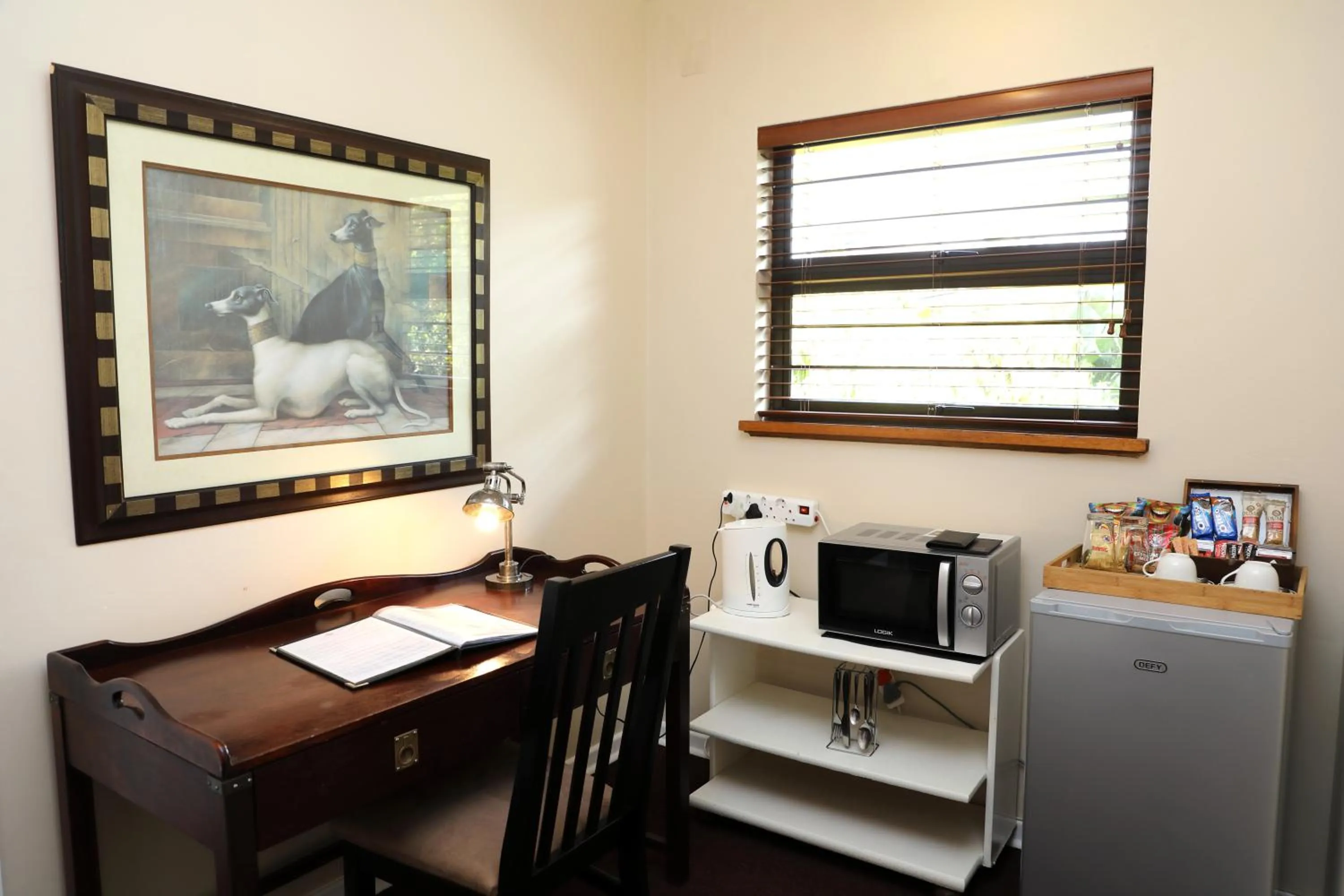 Kitchen or kitchenette in Kingston Place Guesthouse
