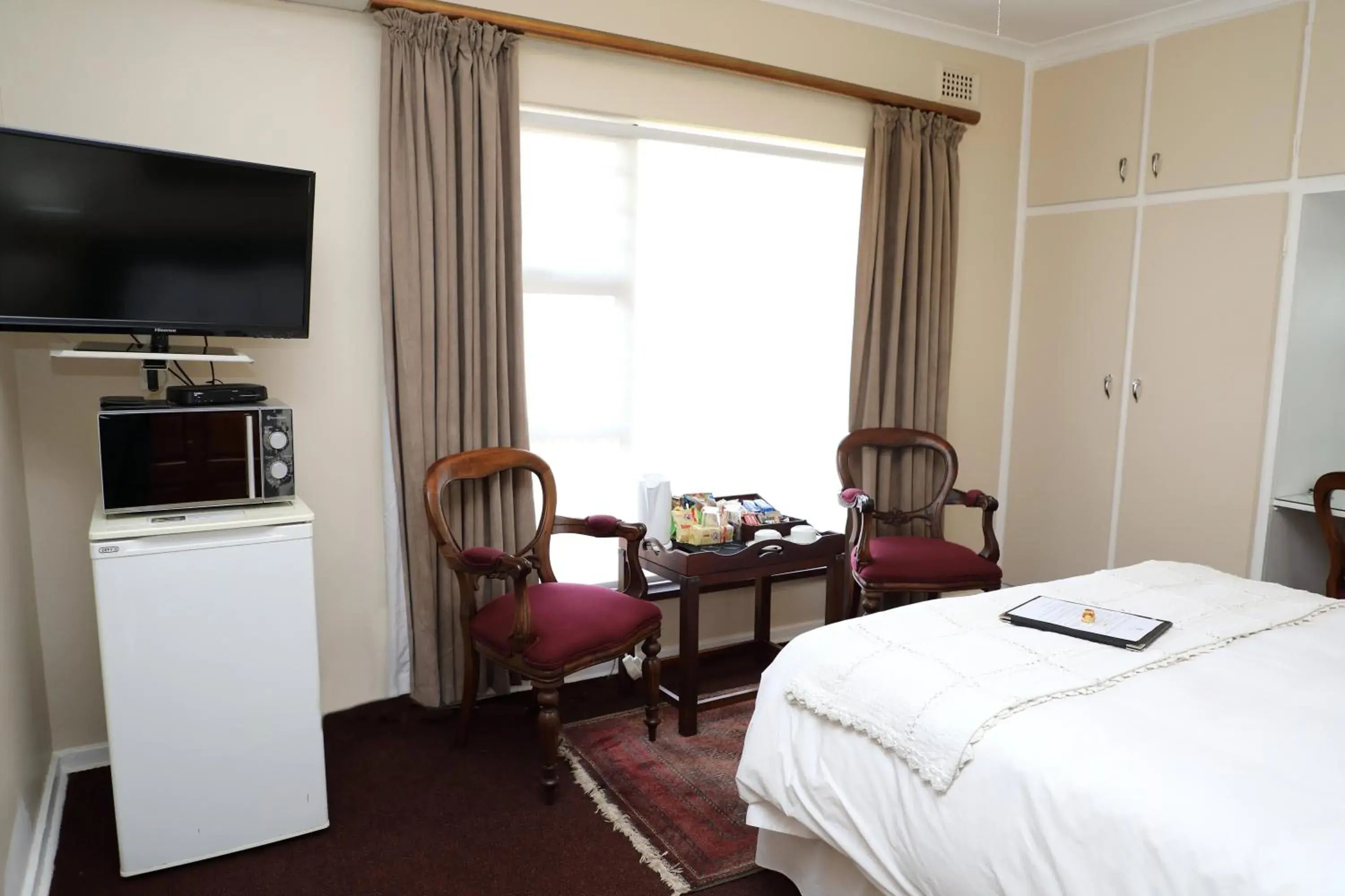 Double Room - single occupancy in Kingston Place Guesthouse Double Room - single occupancy in Kingston Place Guesthouse