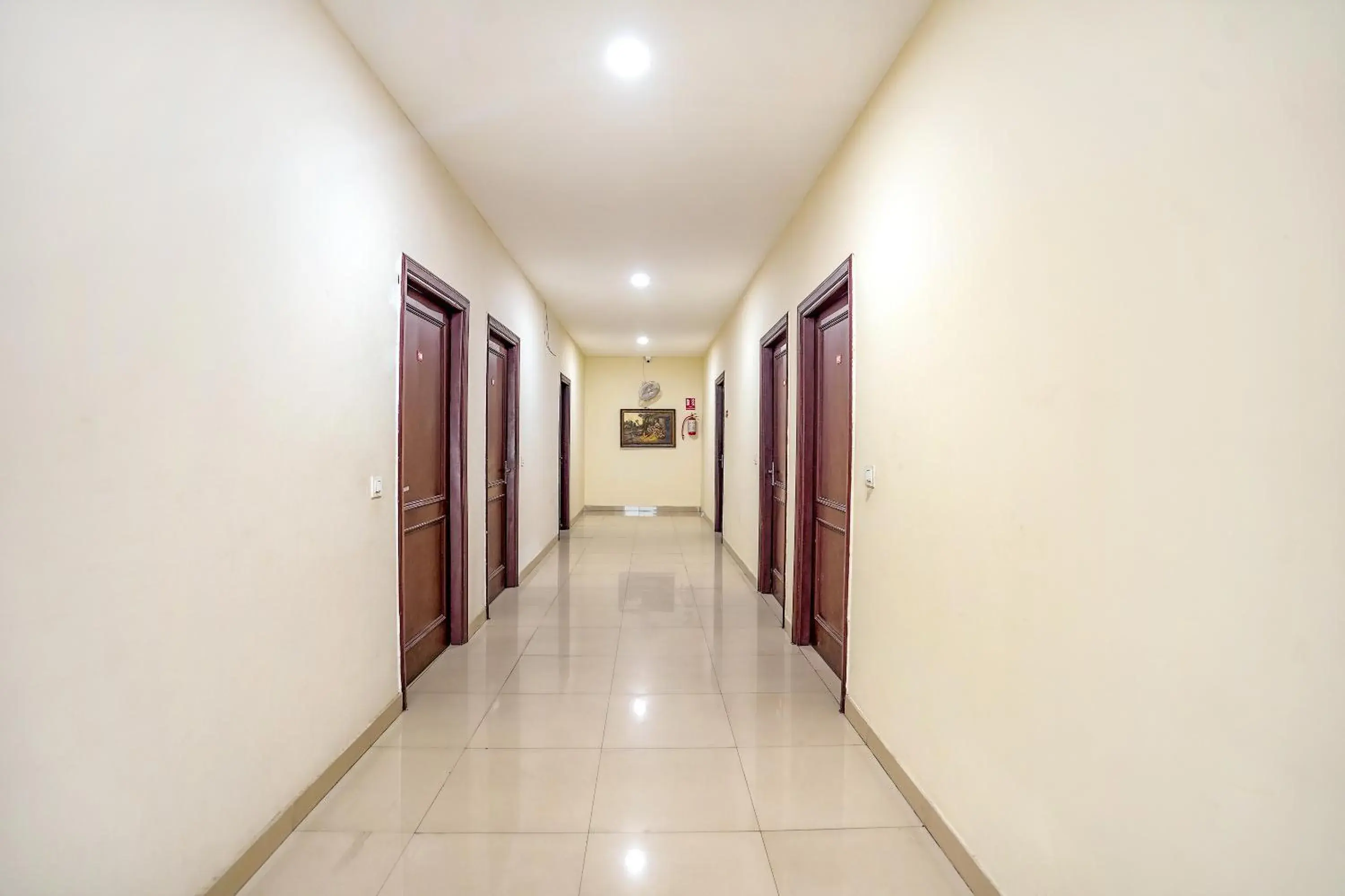 Lobby or reception in FabHotel Grand Inn Lobby or reception in FabHotel Grand Inn