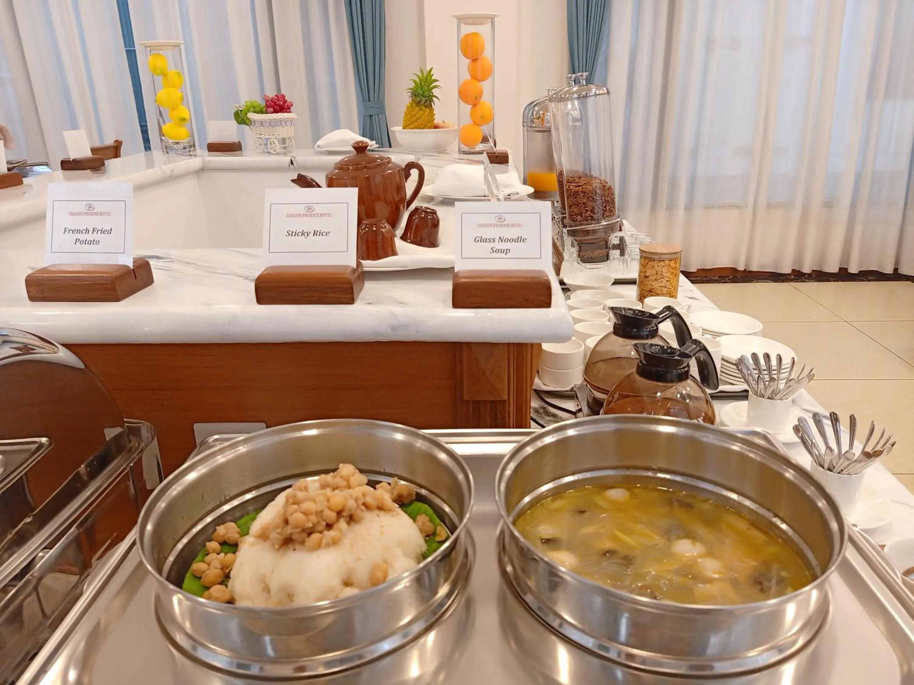 Food in Dragon Phoenix Hotel