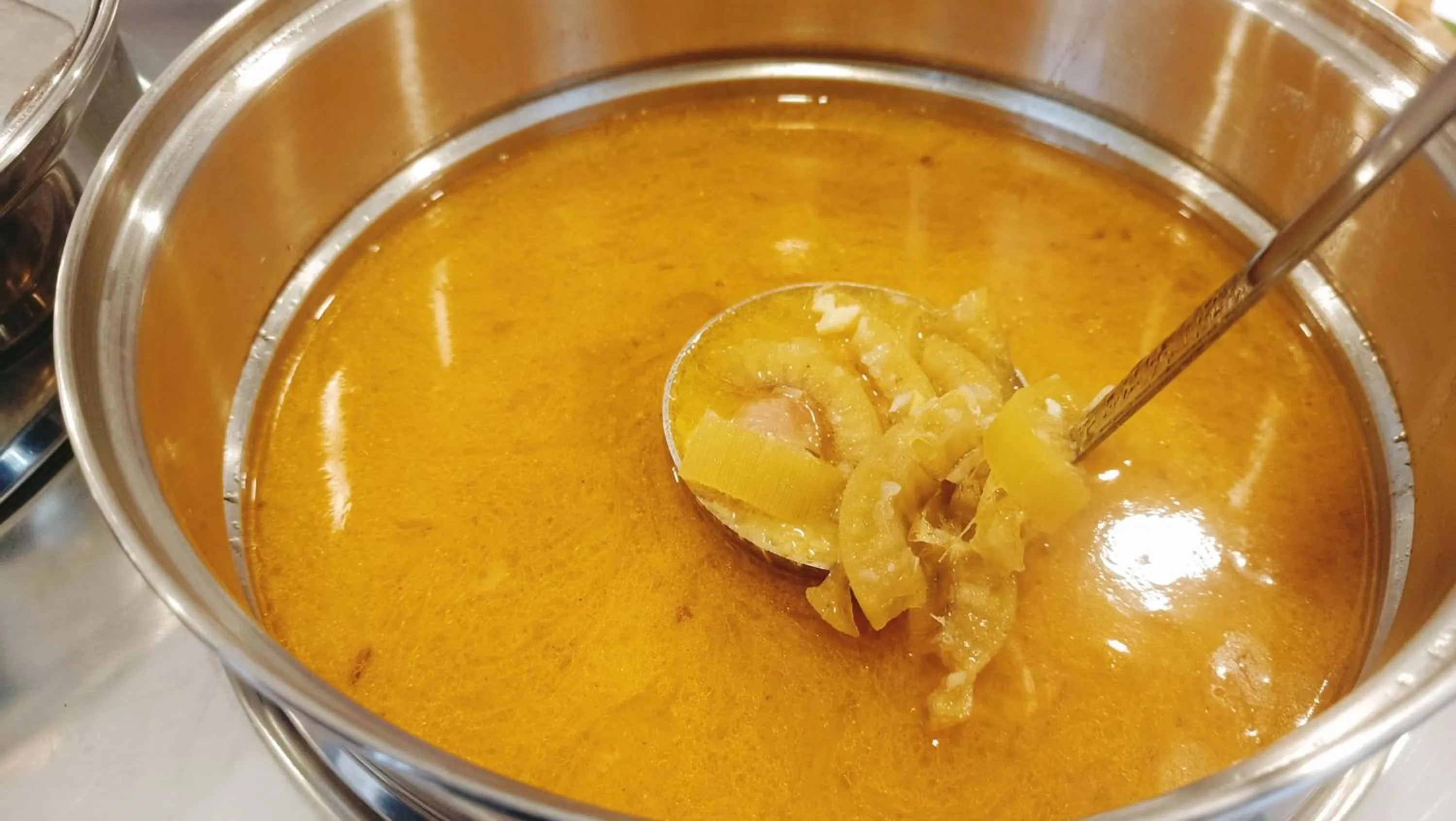 Food and drinks in Dragon Phoenix Hotel