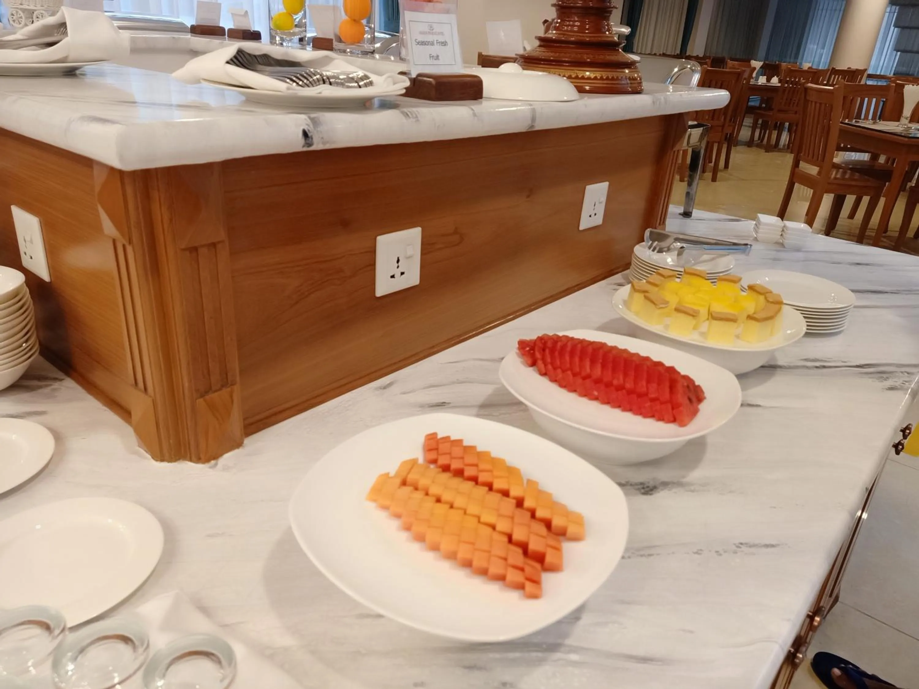 Food in Dragon Phoenix Hotel