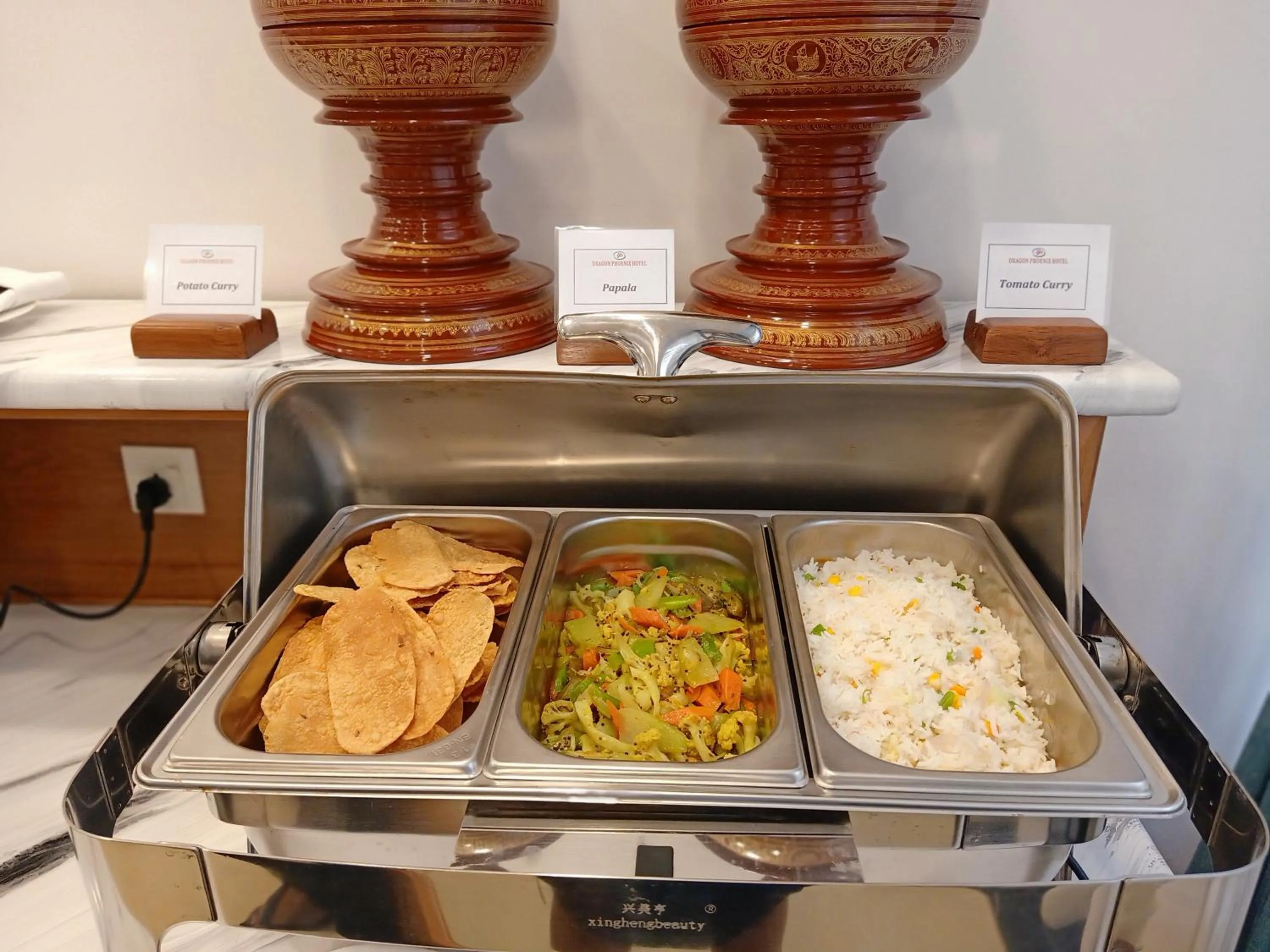 Food in Dragon Phoenix Hotel