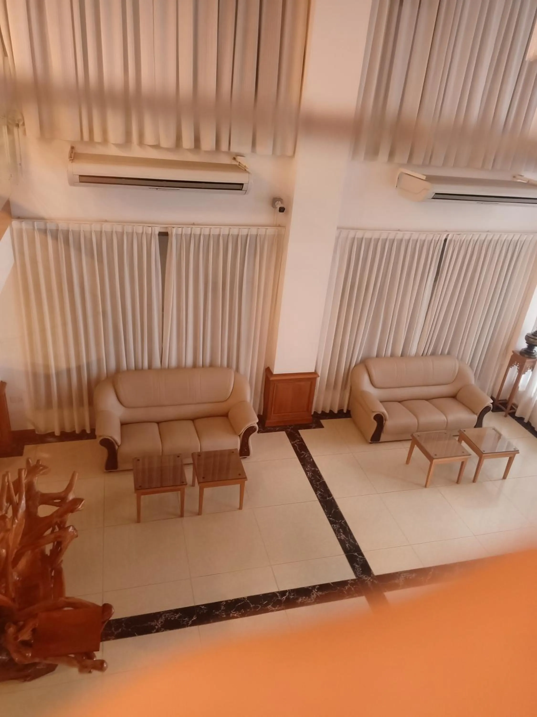 Living room in Dragon Phoenix Hotel