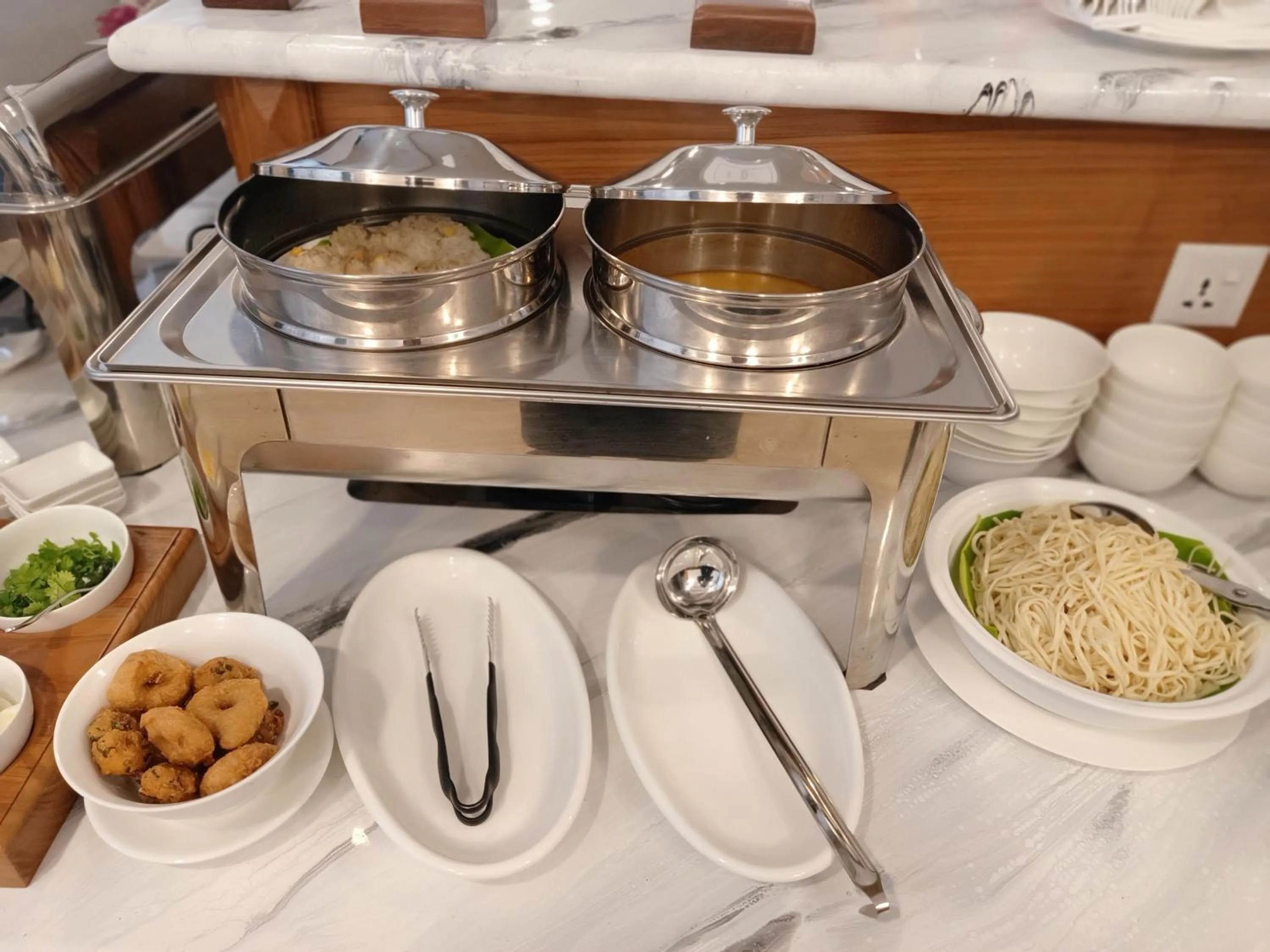 Food in Dragon Phoenix Hotel