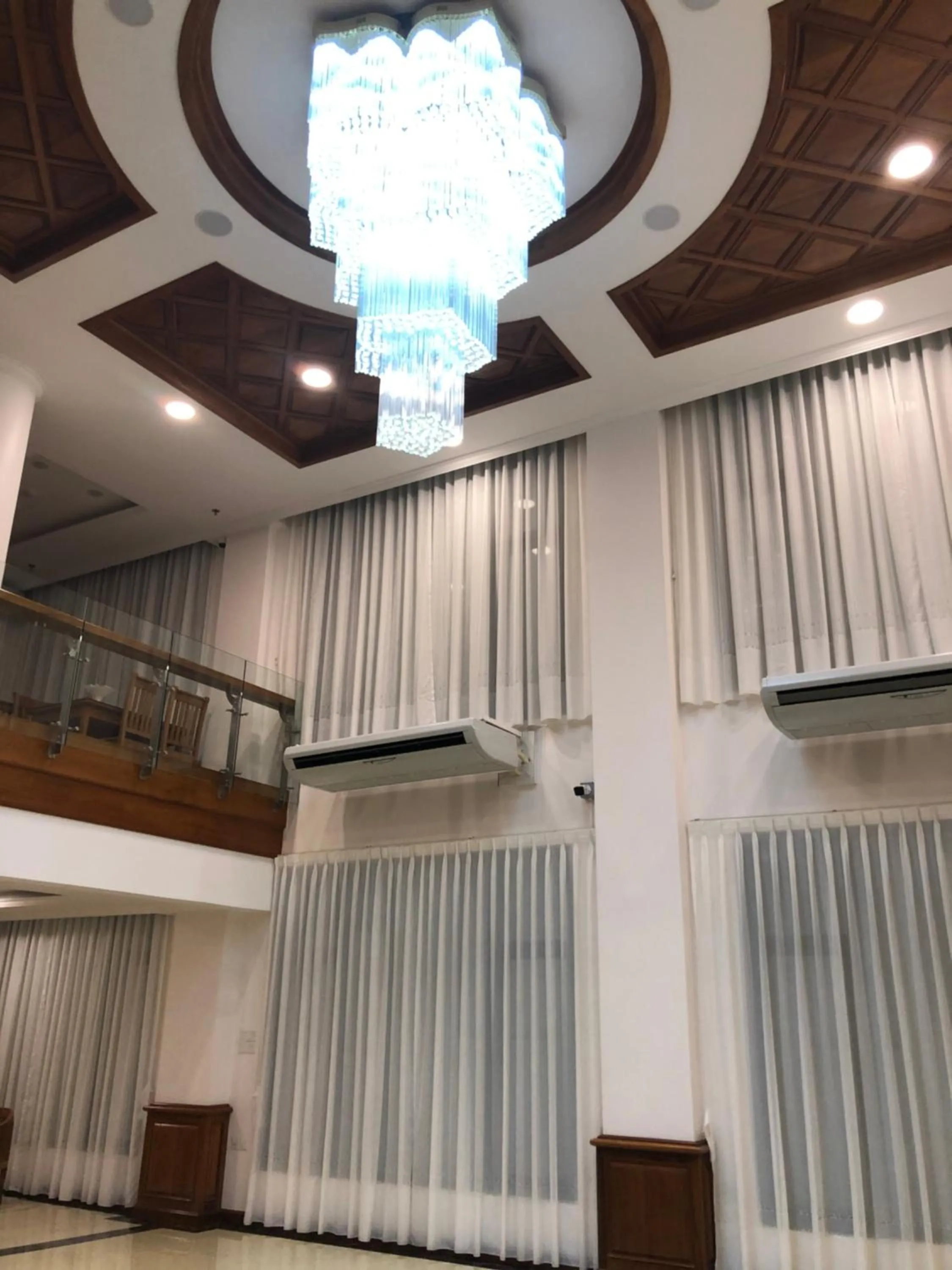 Facade/entrance in Dragon Phoenix Hotel