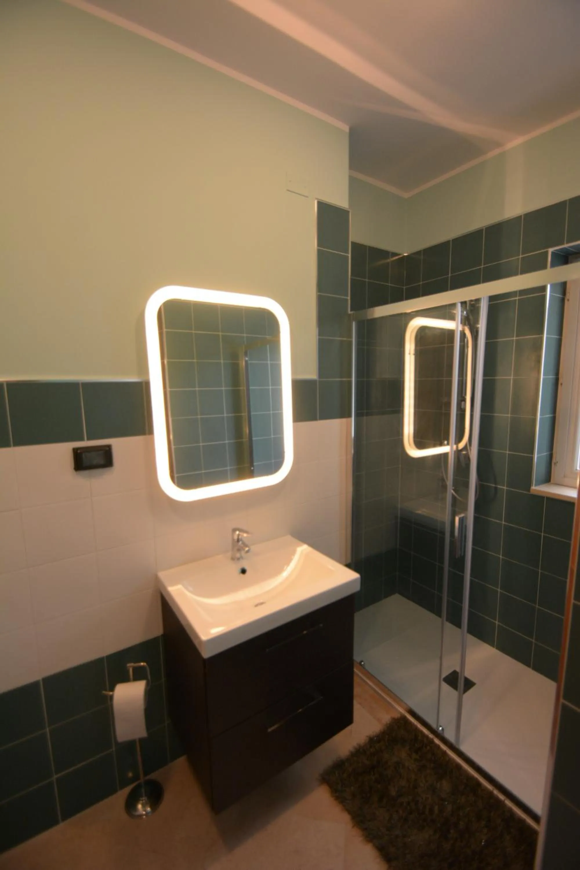 Bathroom in B&B LA BAIA Sea Rooms