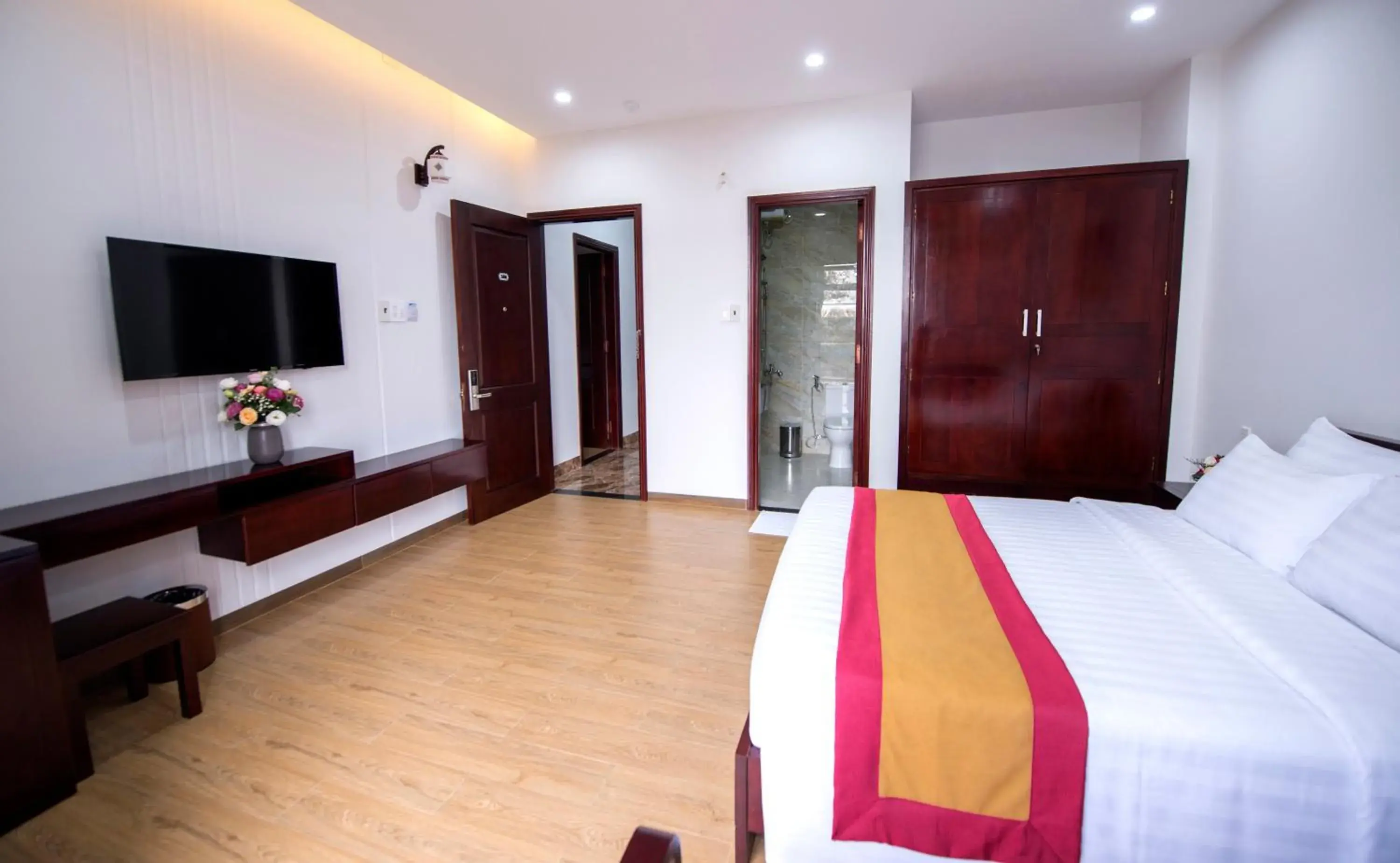 Decorative detail, Bed in Dac Tin Luxury Hotel Decorative detail, Bed in Dac Tin Luxury Hotel