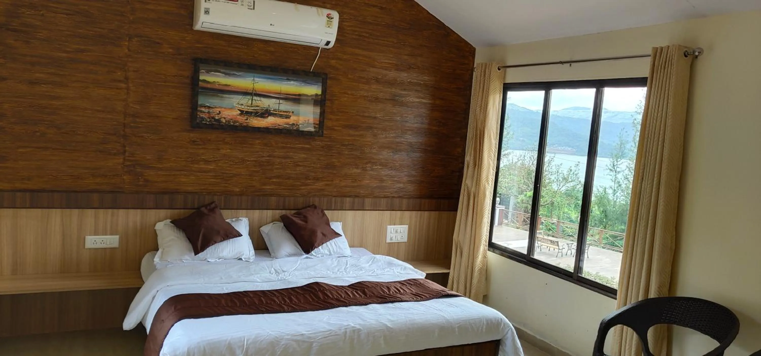 Toilet, Bed in Green Velvet Resort-Near Pawna Lake