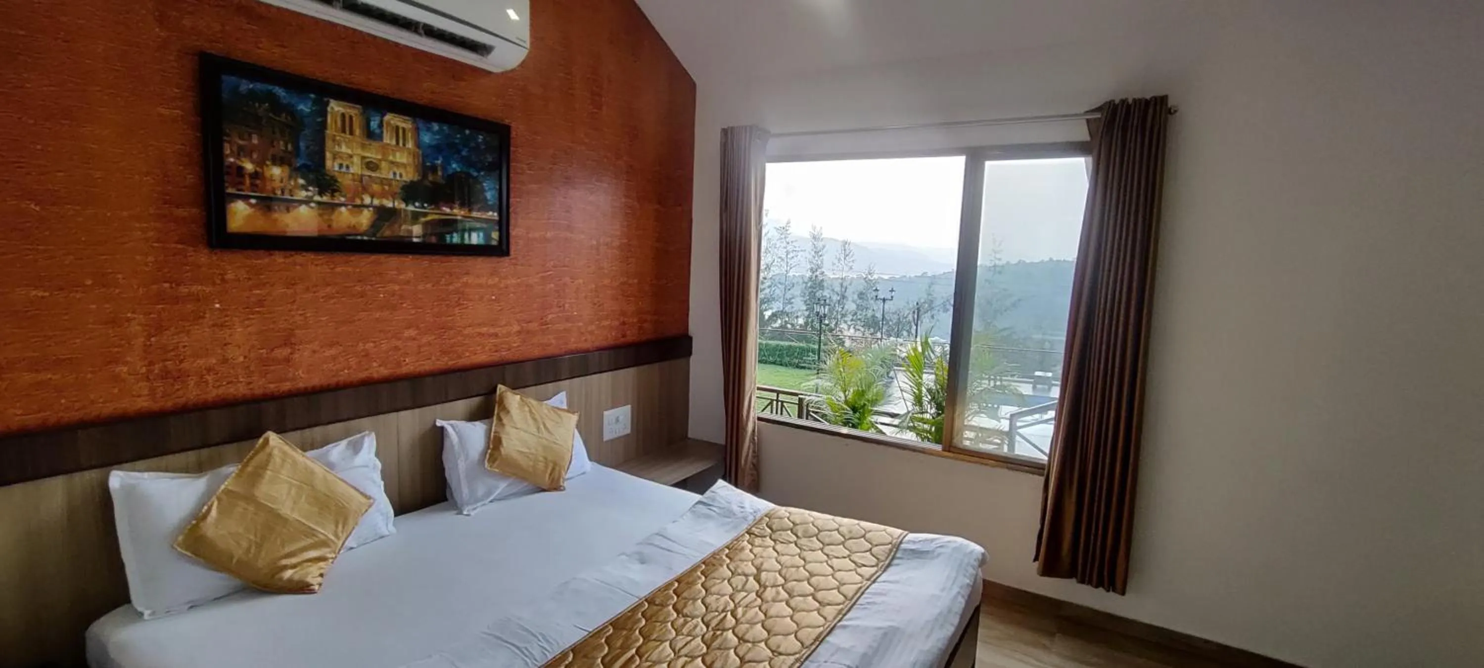 Bed in Green Velvet Resort-Near Pawna Lake