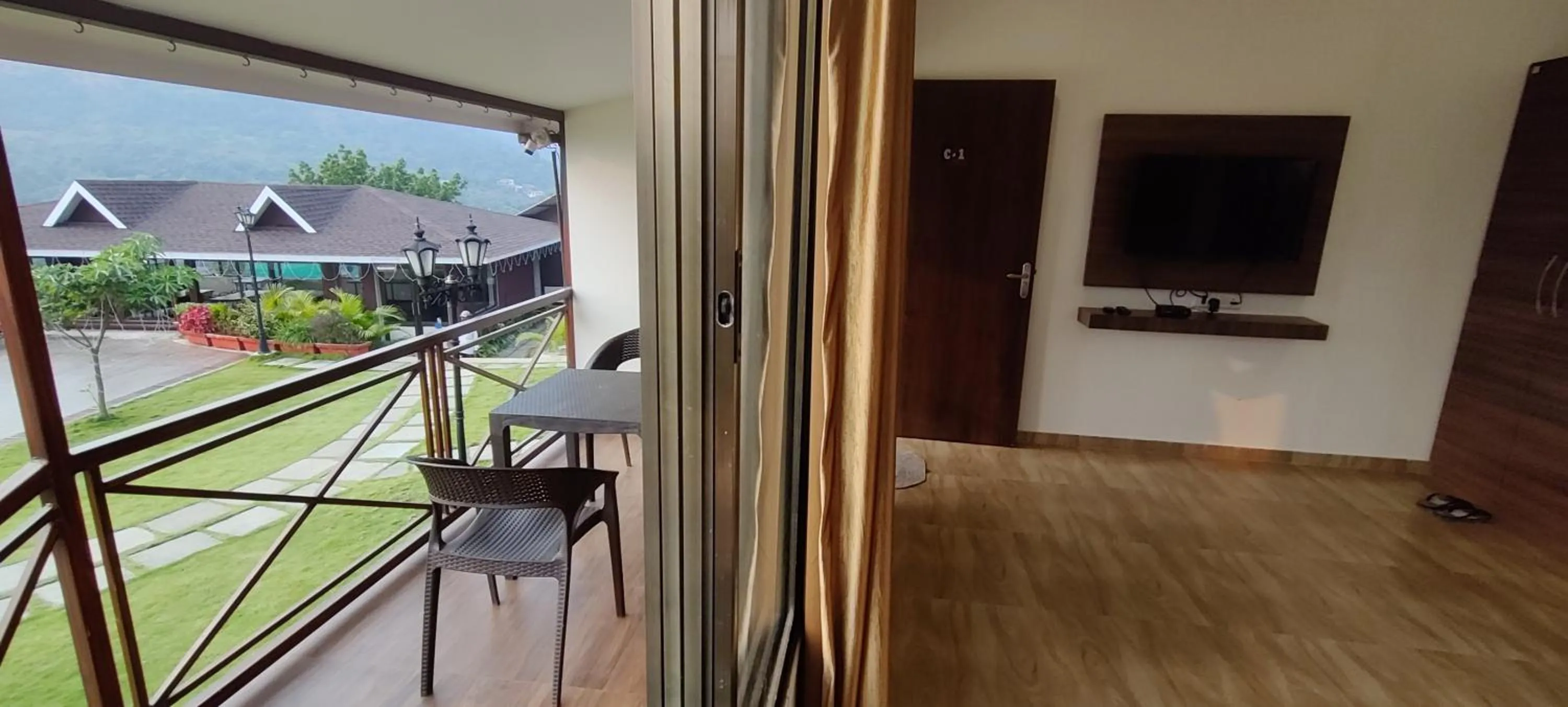 Communal lounge/ TV room in Green Velvet Resort-Near Pawna Lake