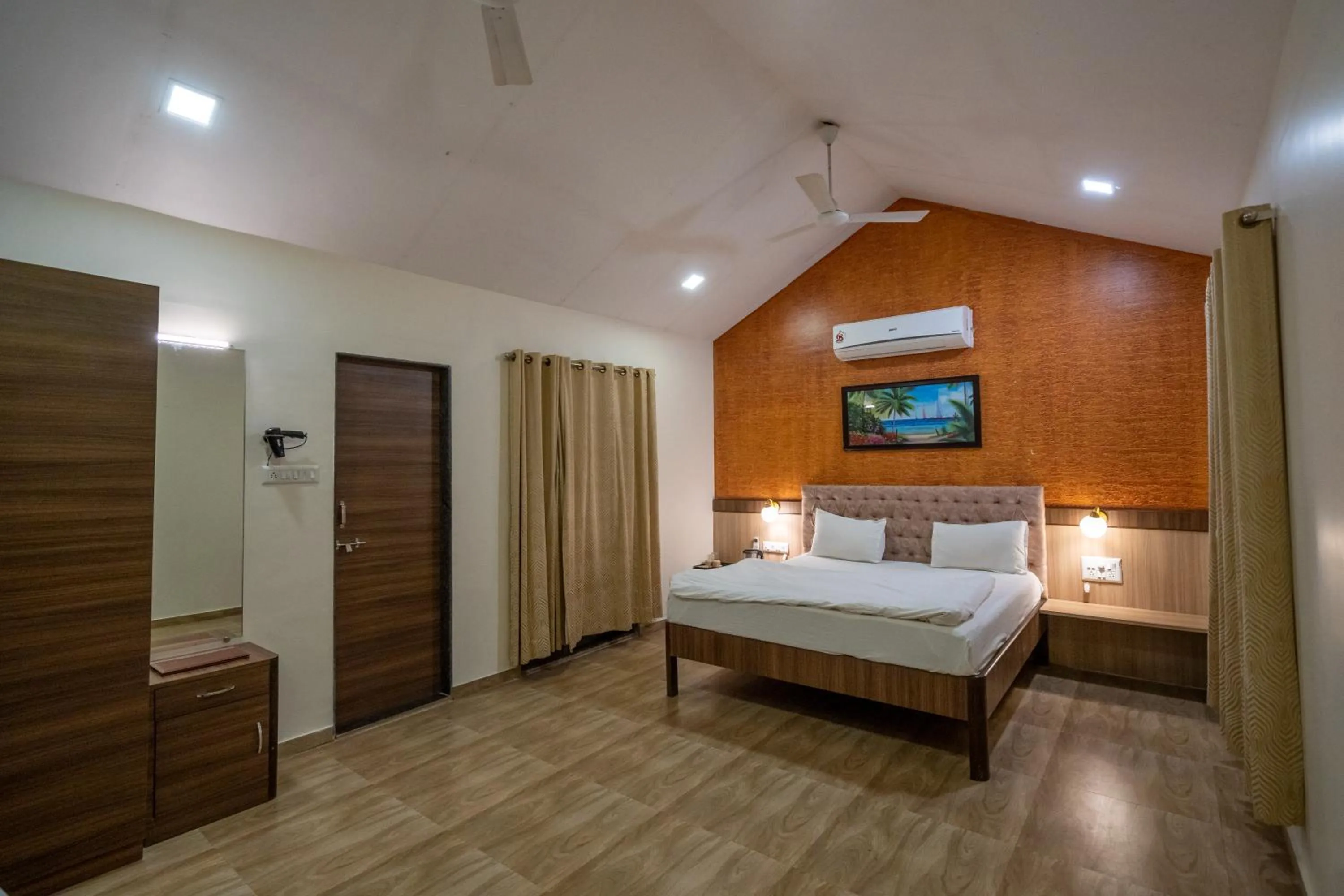 Bed in Green Velvet Resort-Near Pawna Lake