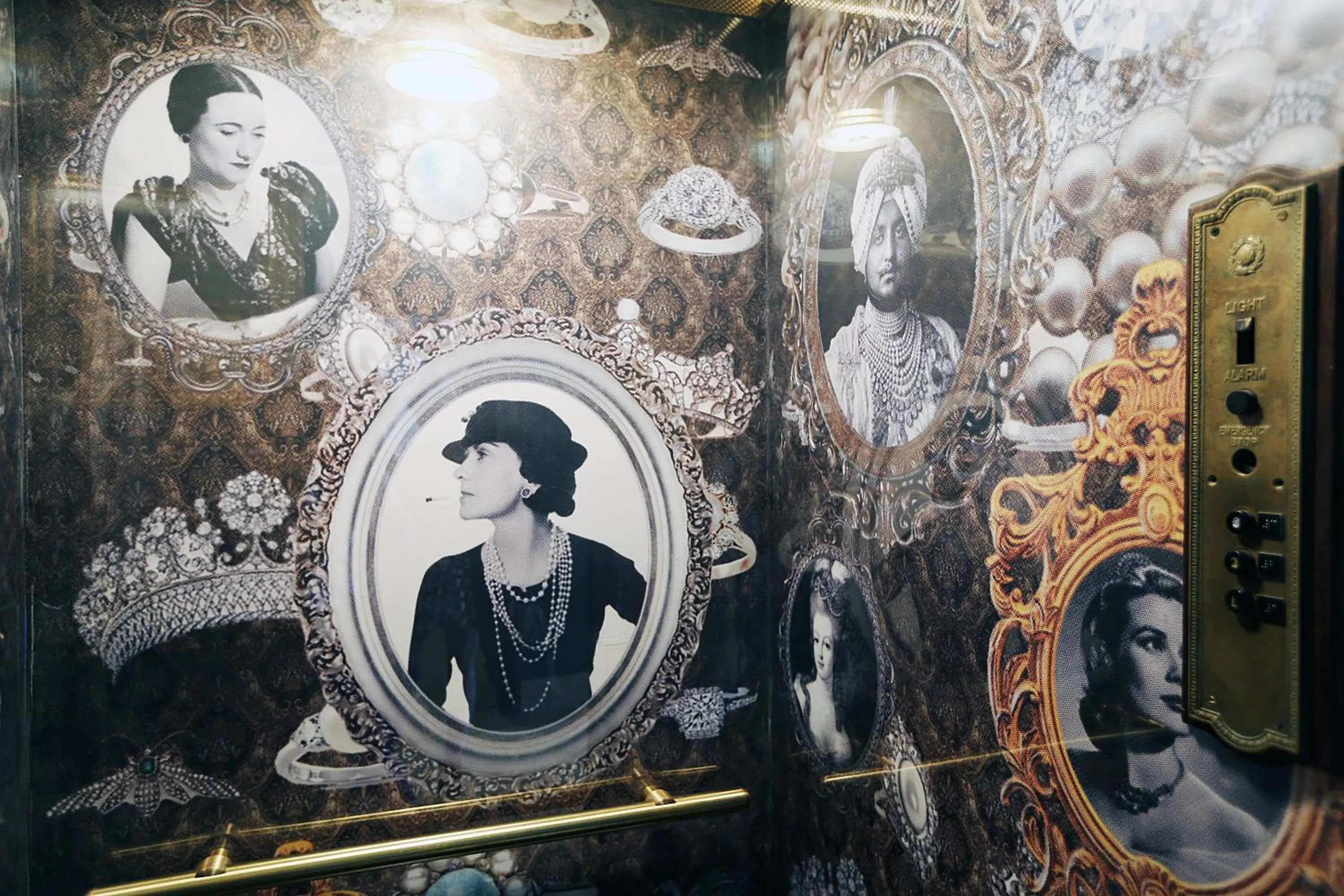 Decorative detail in Cavalier South Beach Hotel