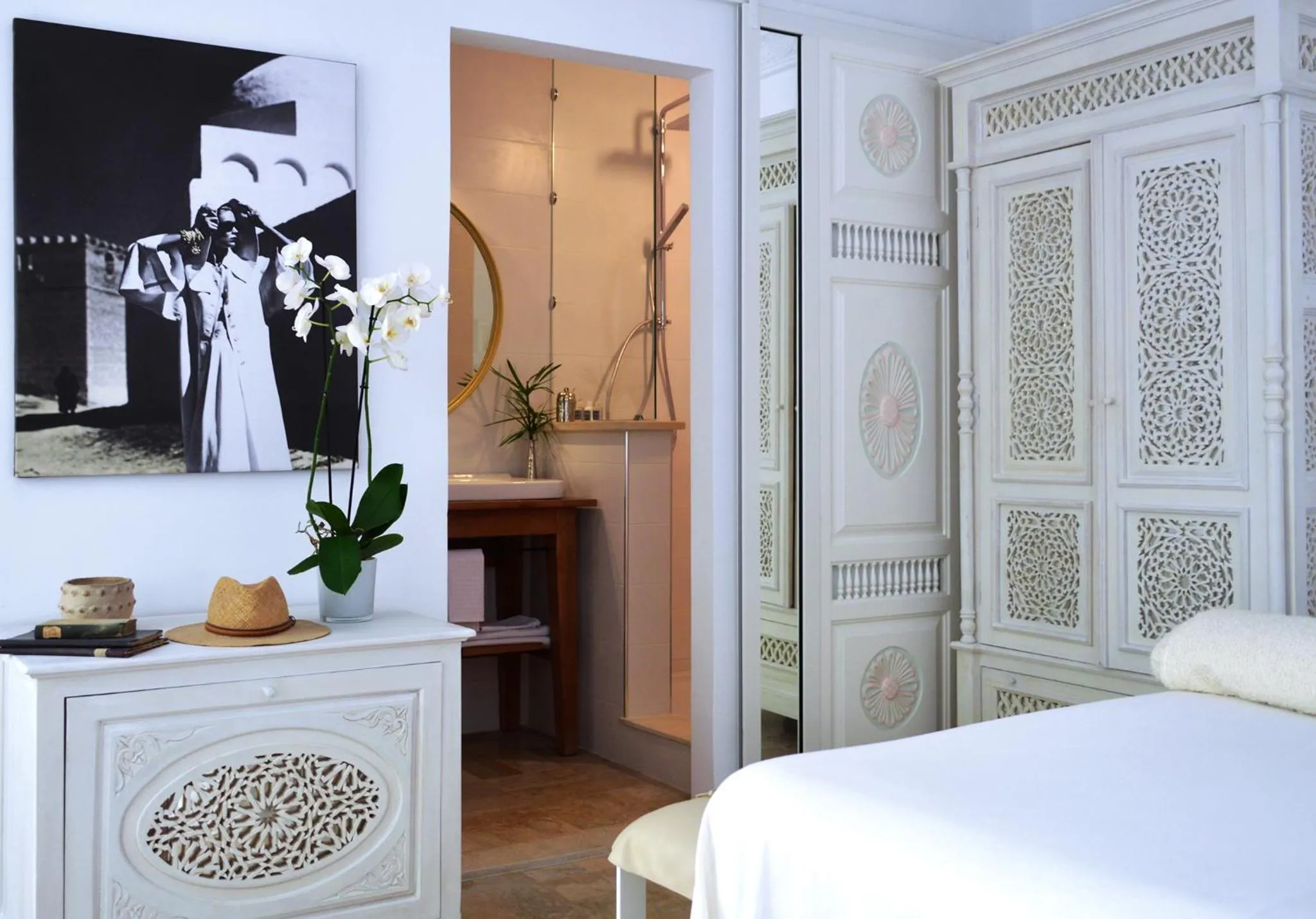 Bathroom, Bed in VILLA EDO