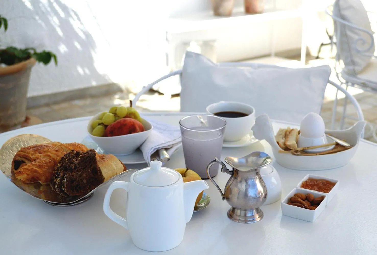Continental breakfast in VILLA EDO