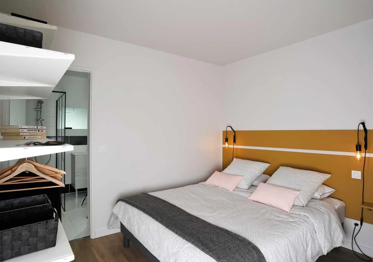 Photo of the whole room, Bed in CLOS DES THERMES A JONZAC