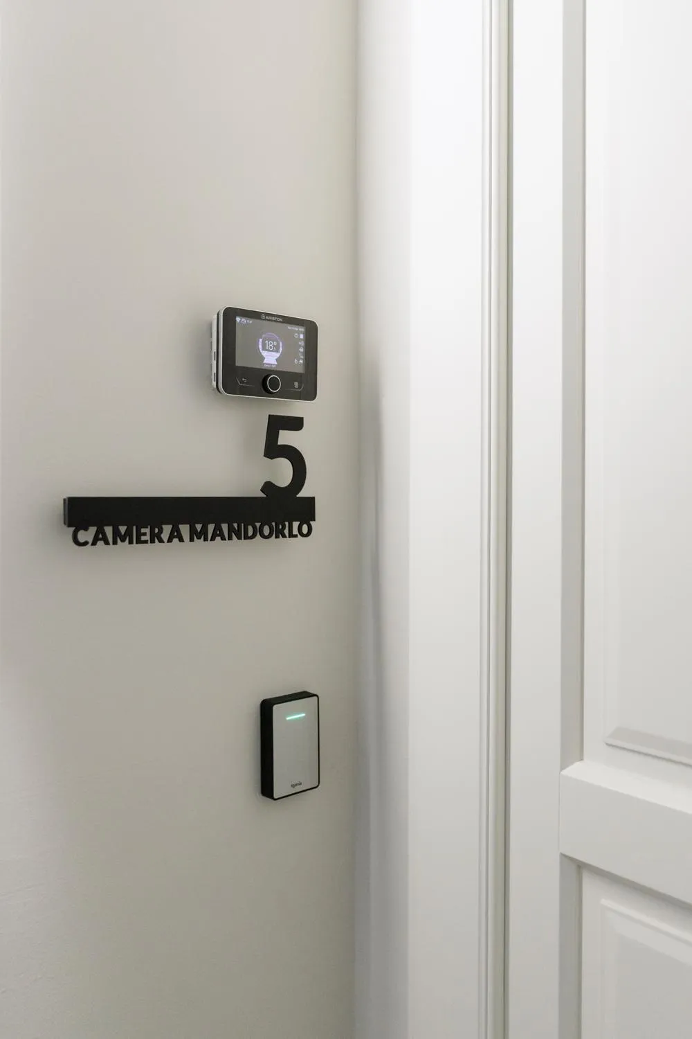 Photo of the whole room in La Naca Della Taranta B&B