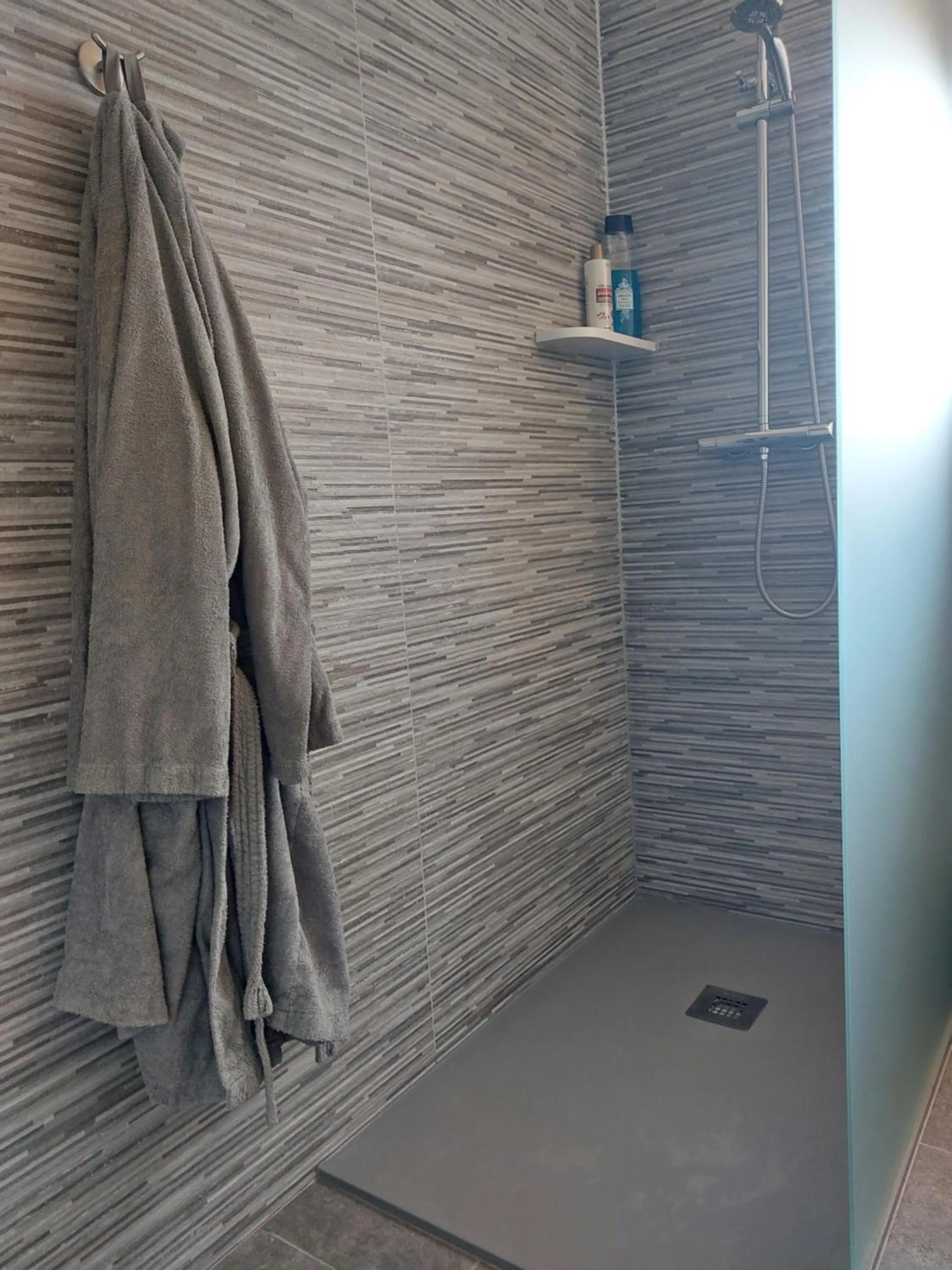 Shower in B&B Casa Josa