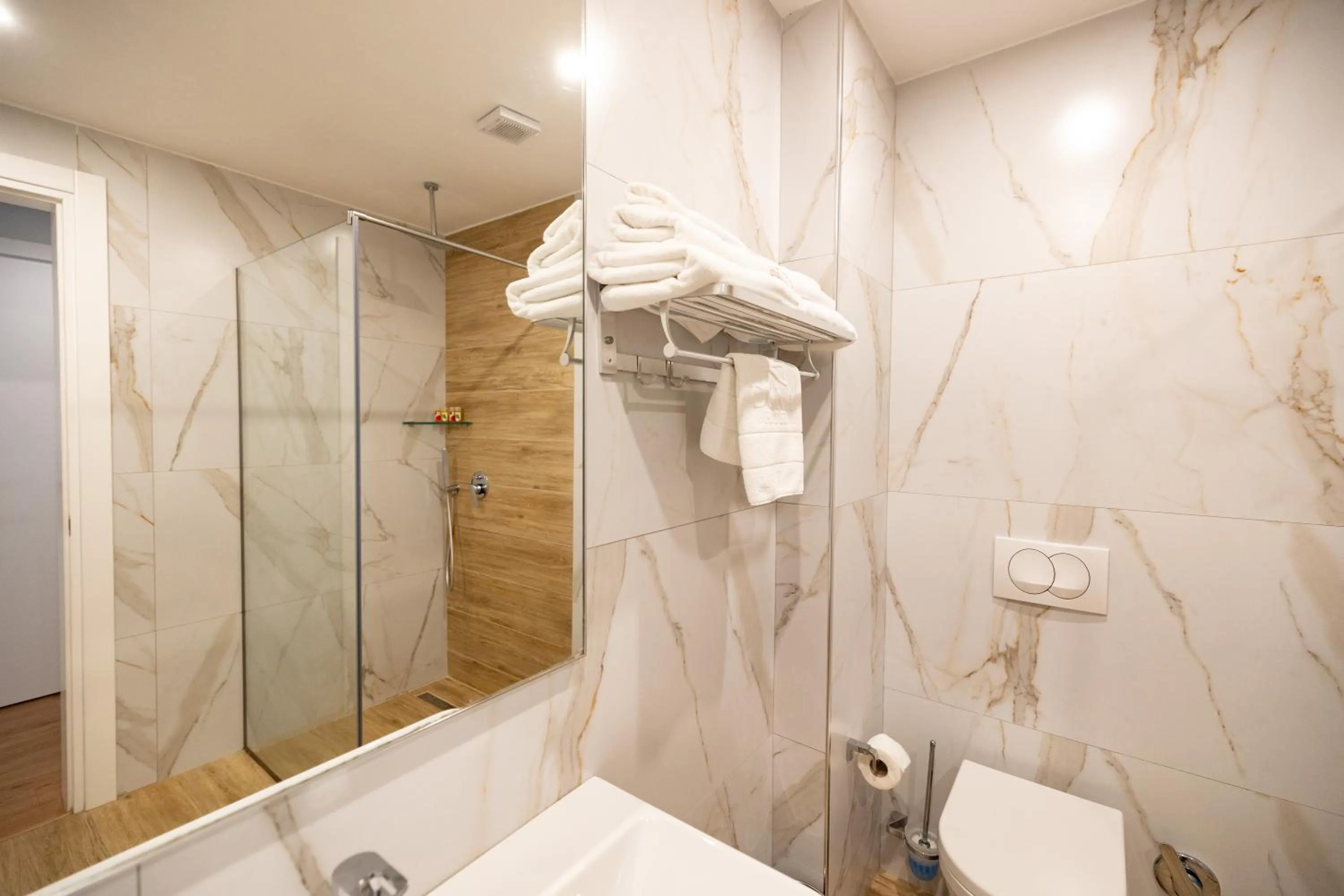 Shower in DUKA Hotel