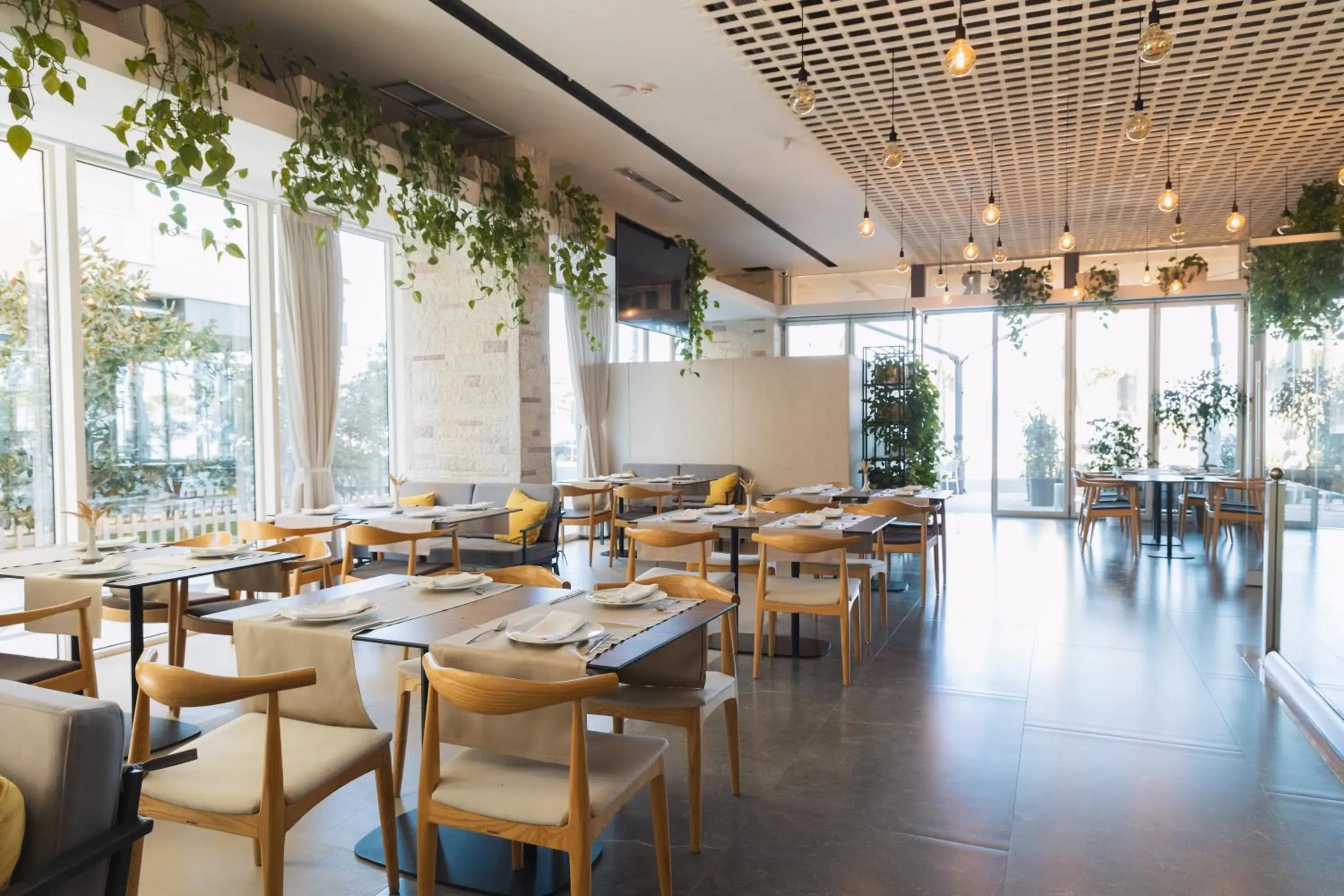 Restaurant/places to eat in DUKA Hotel Restaurant/places to eat in DUKA Hotel