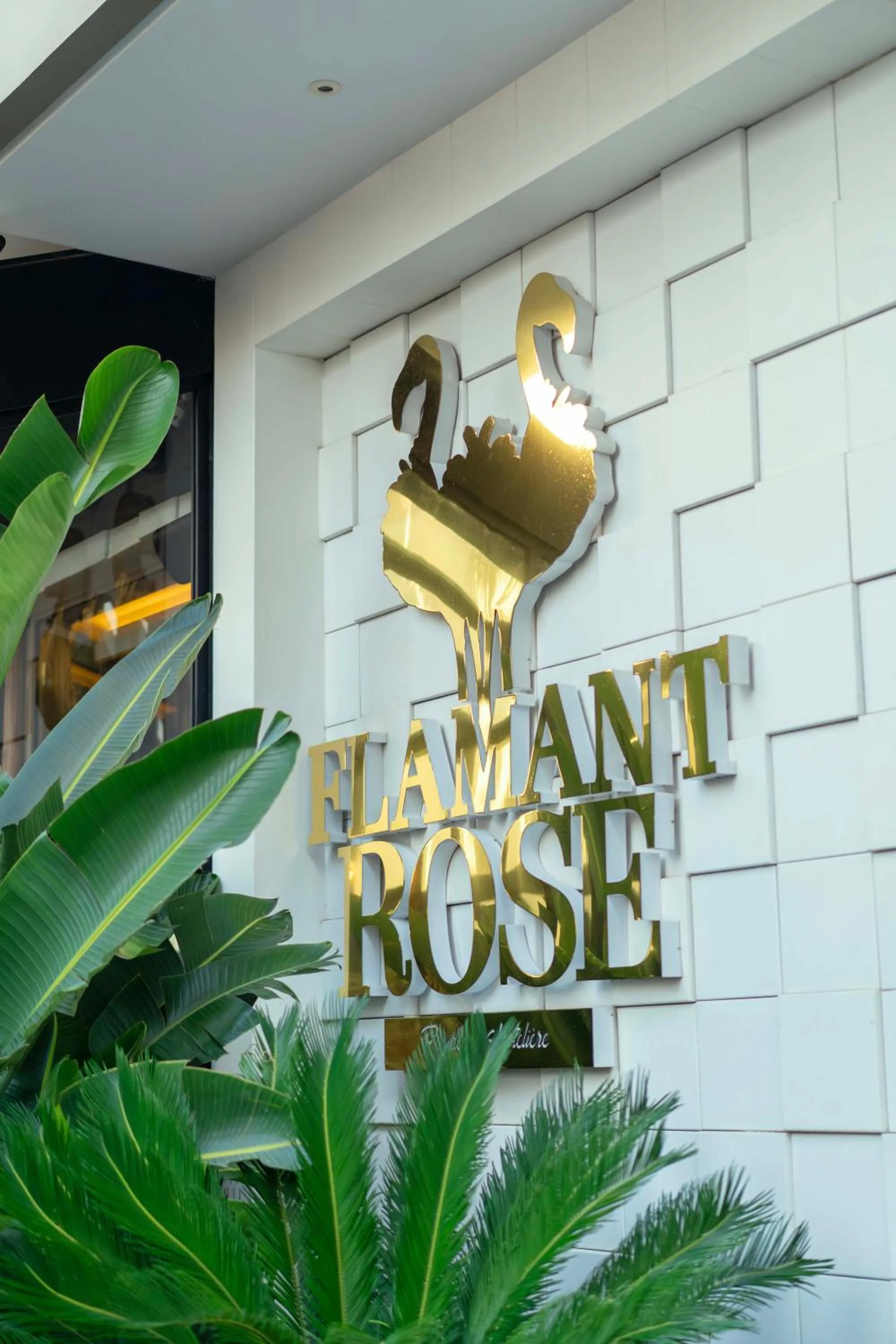 Property building in Flamant Rose Appart Hotel