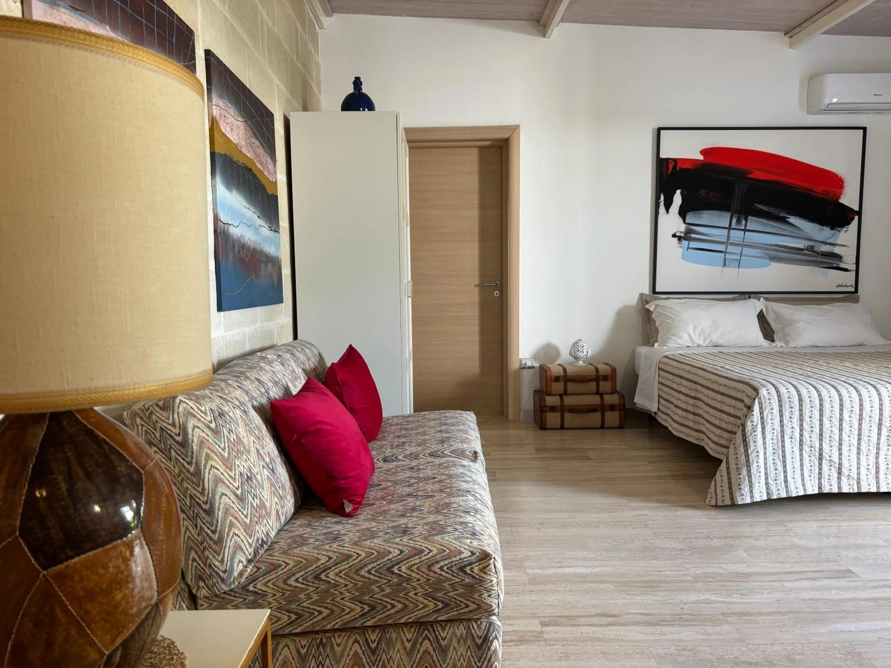 Photo of the whole room, Bed in Mazzara Farm