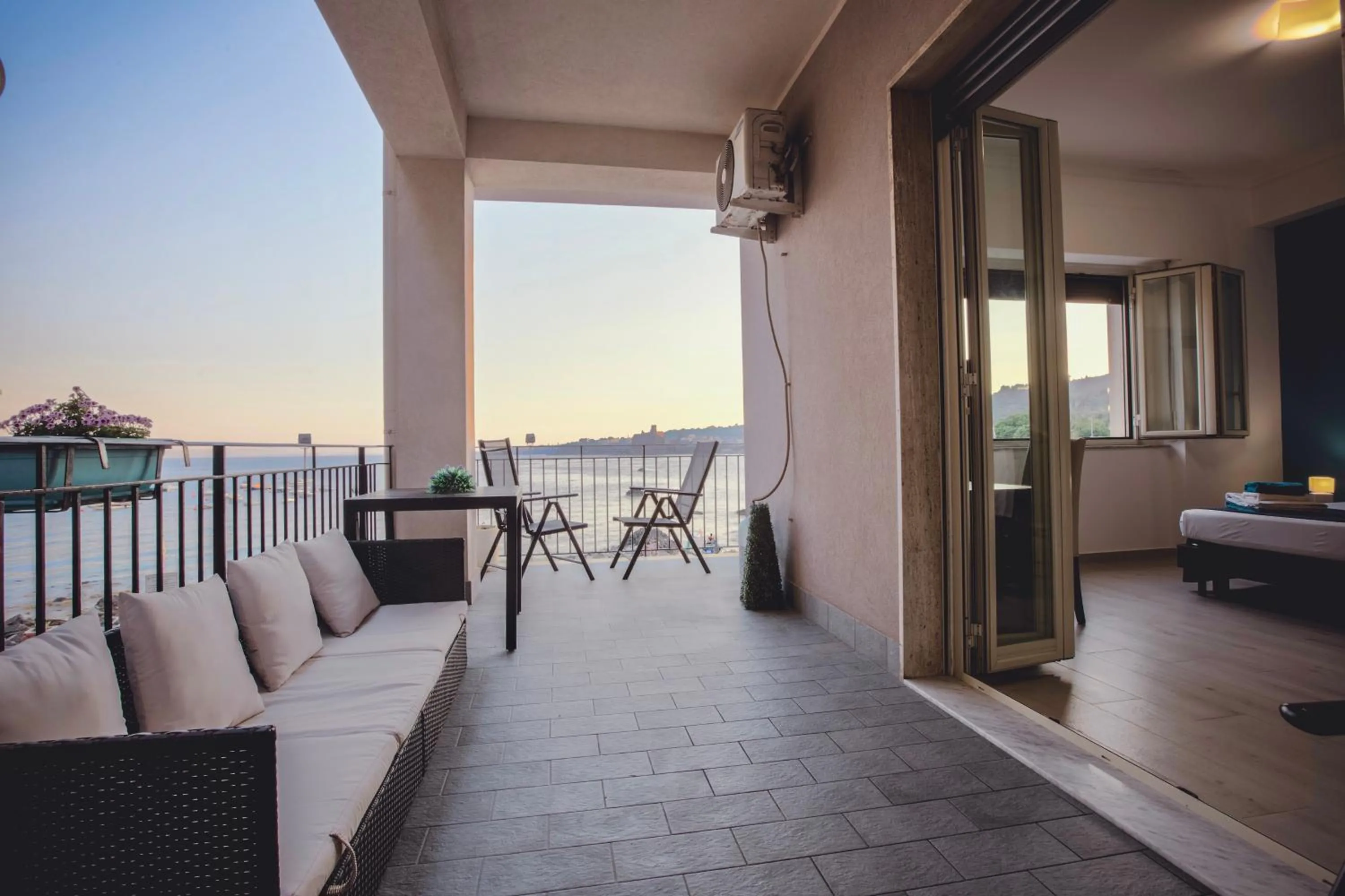 Balcony/Terrace in Oasis