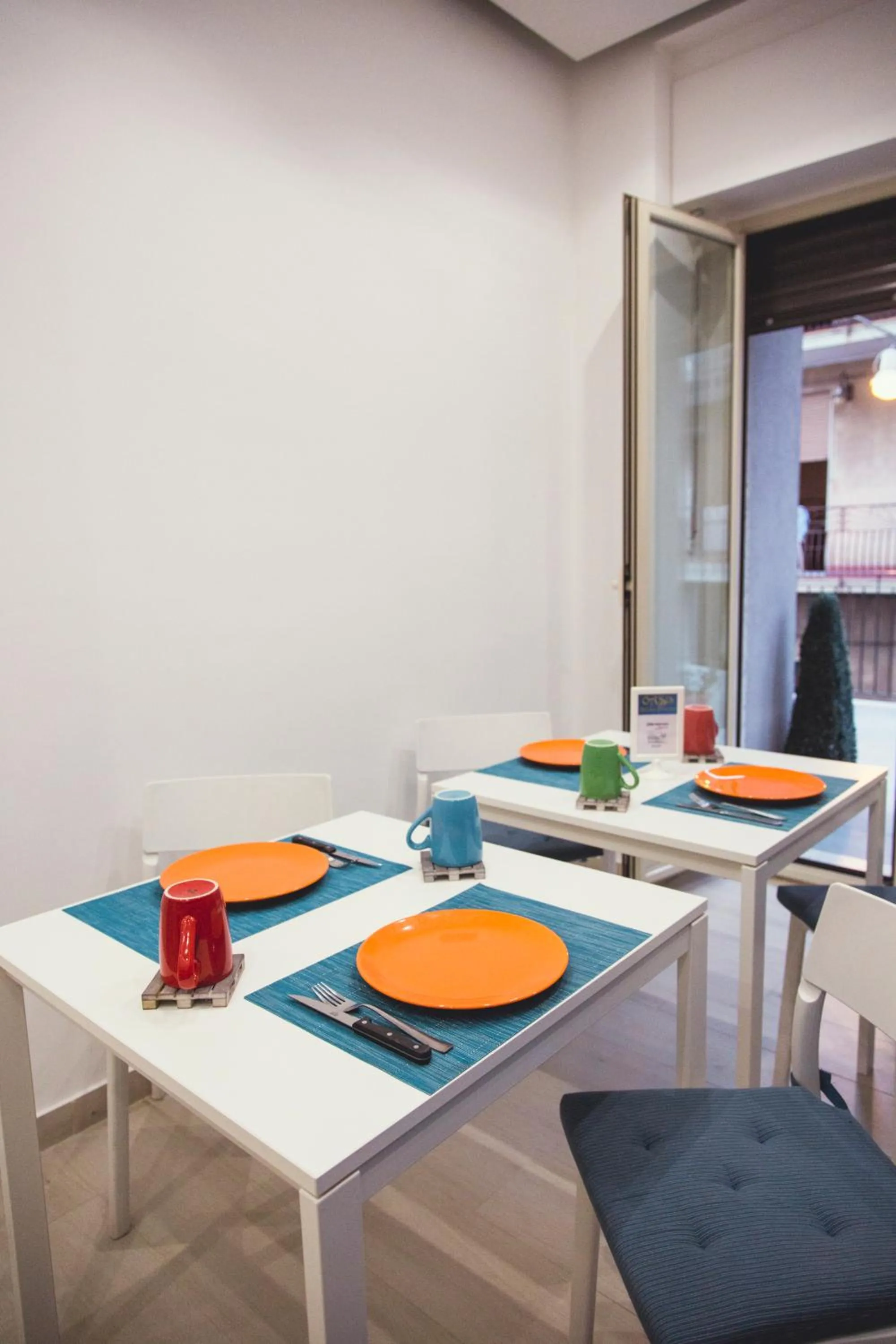 Continental breakfast in Oasis