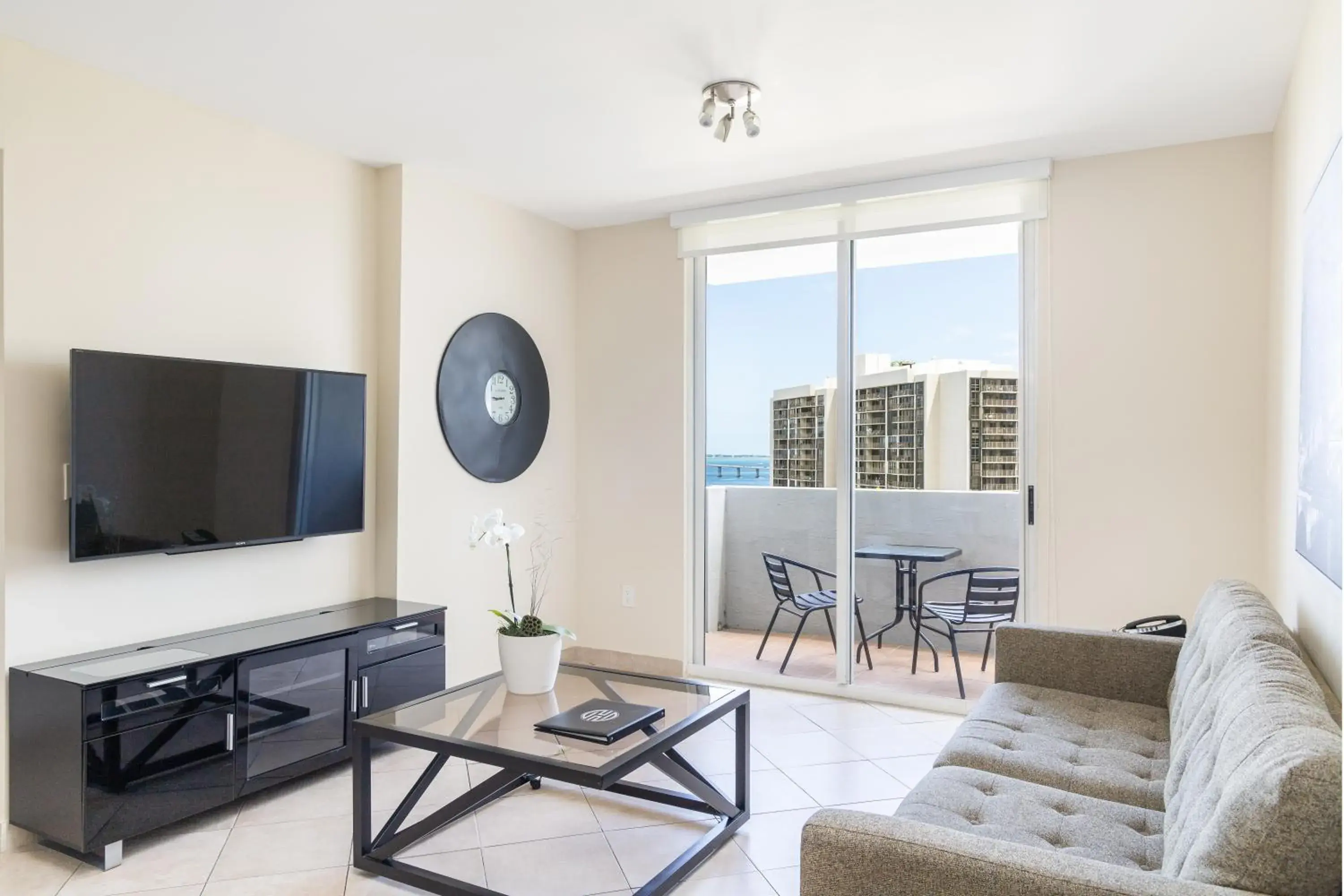 Standard Two Bedroom Suite with Balcony & Waterview in Fortune House Hotel Suites Standard Two Bedroom Suite with Balcony & Waterview in Fortune House Hotel Suites