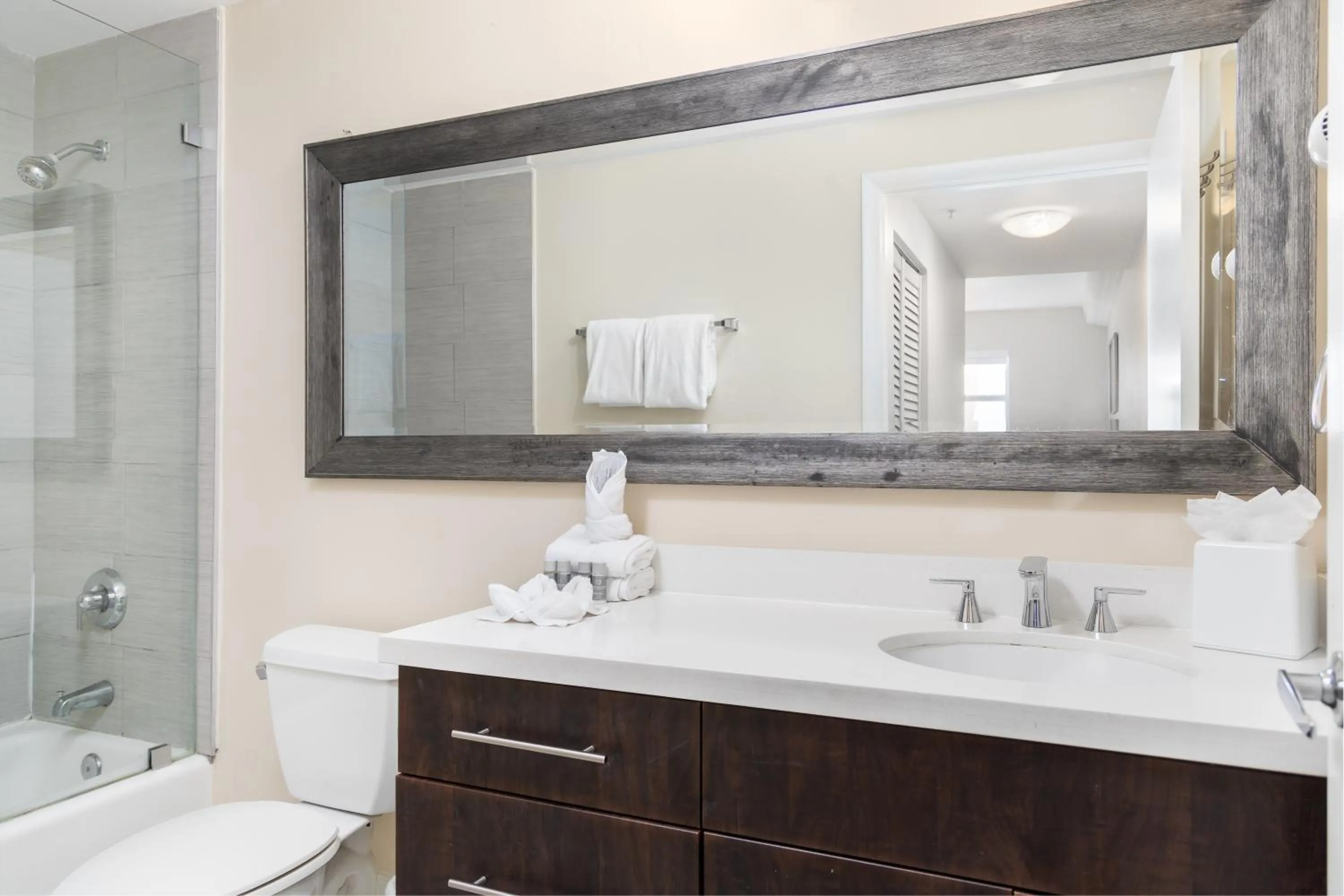 Bathroom in Fortune House Hotel Suites