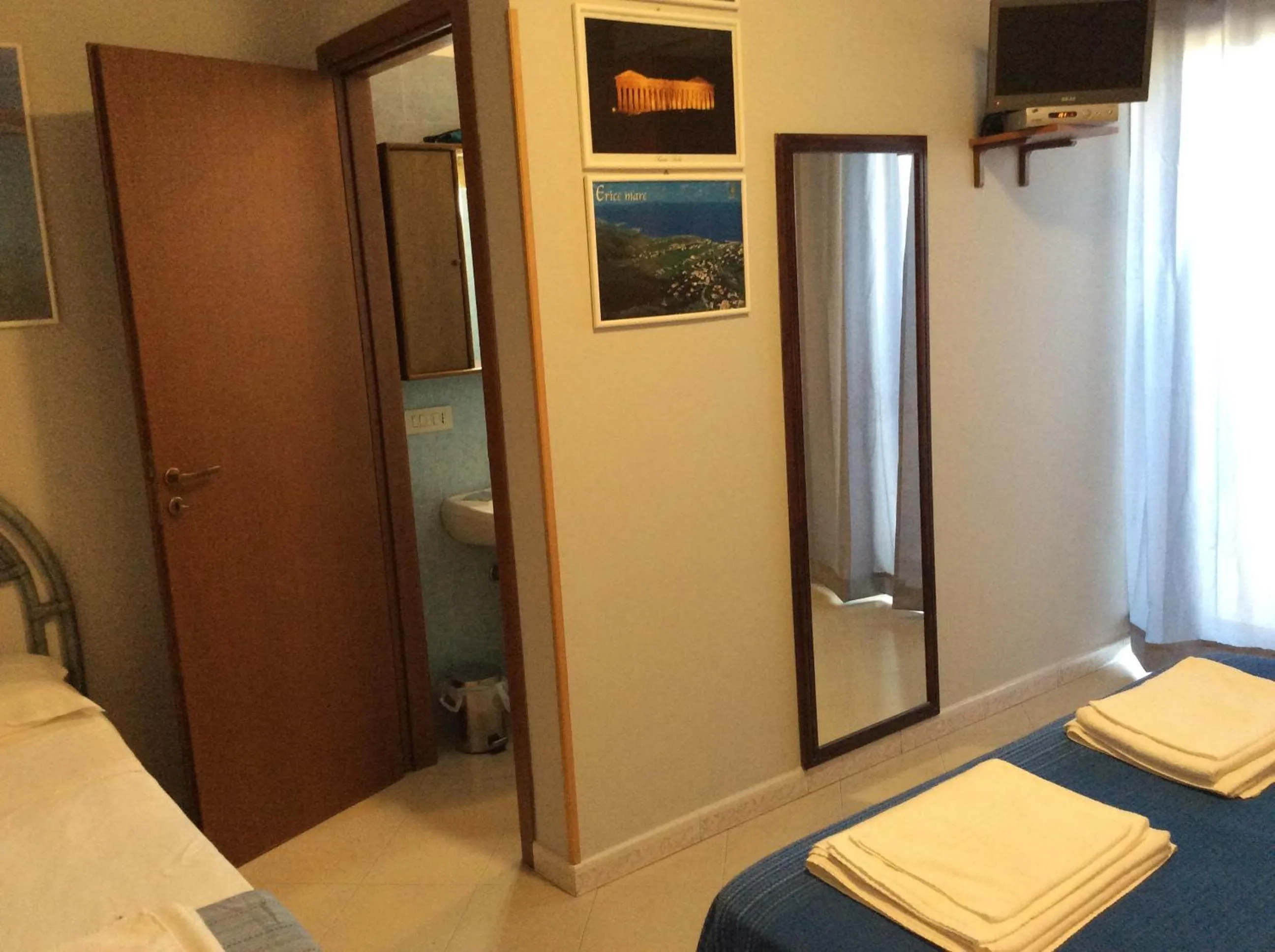 Photo of the whole room, Bed in Orlando Vacanze Camere