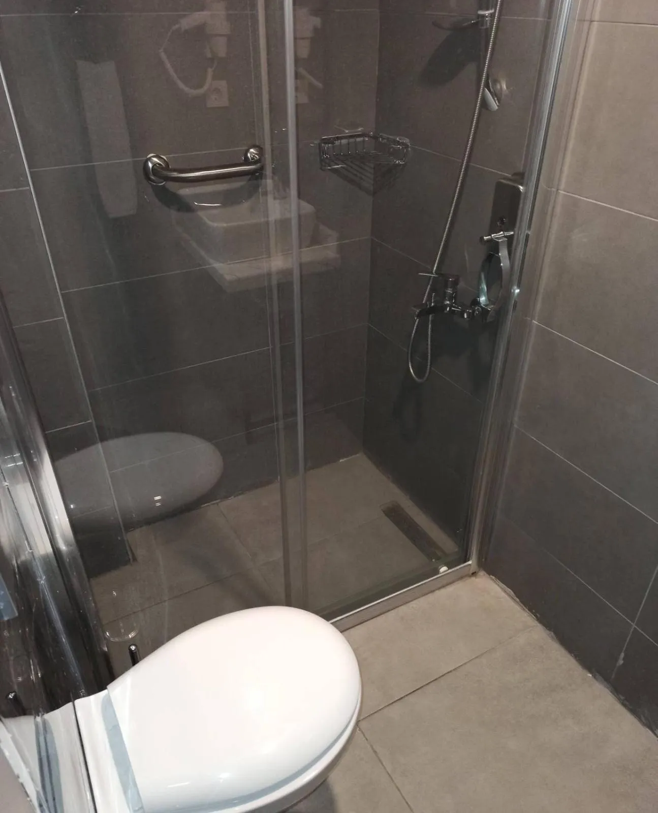 Bathroom in Cadde Suite Bakırköy