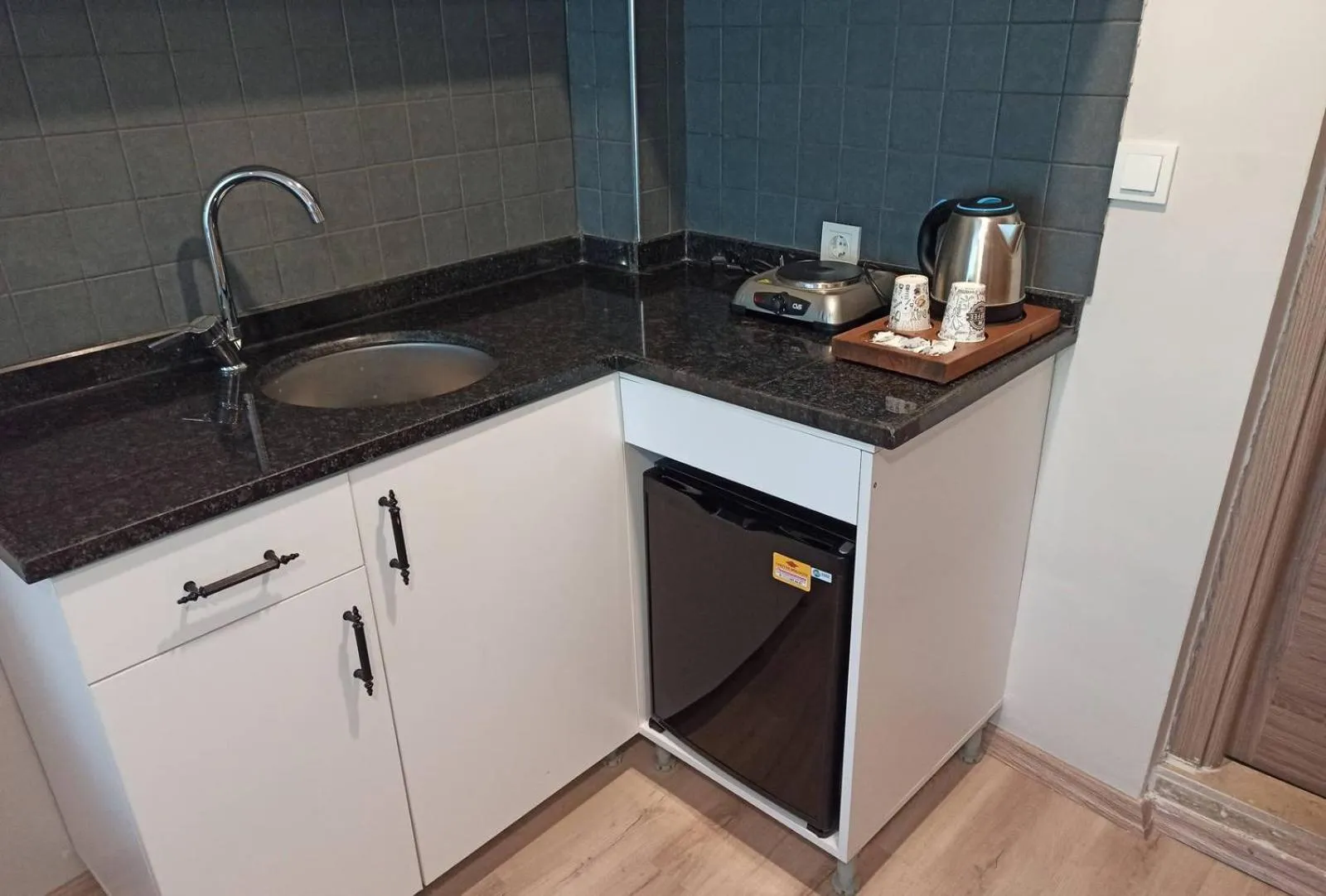 Coffee/tea facilities in Cadde Suite Bakırköy