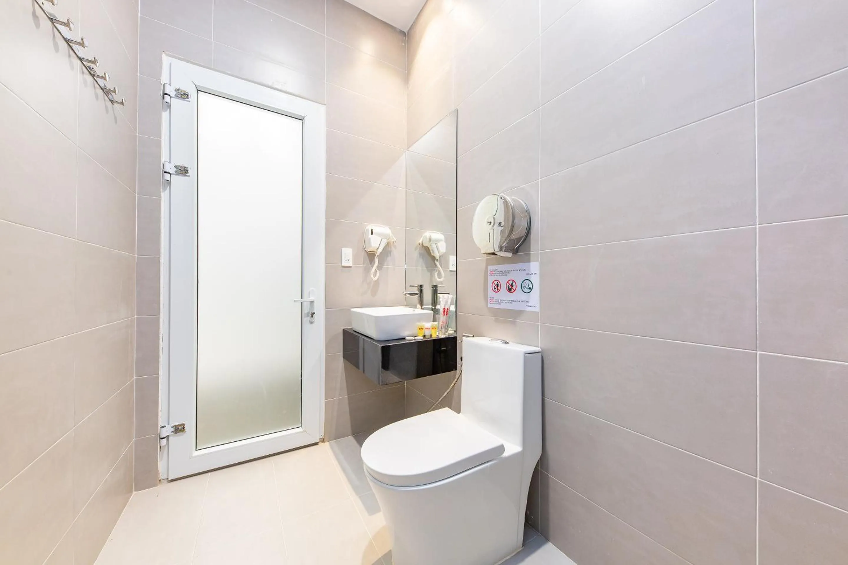 Bathroom in QA Hotel Dalat - City Centre