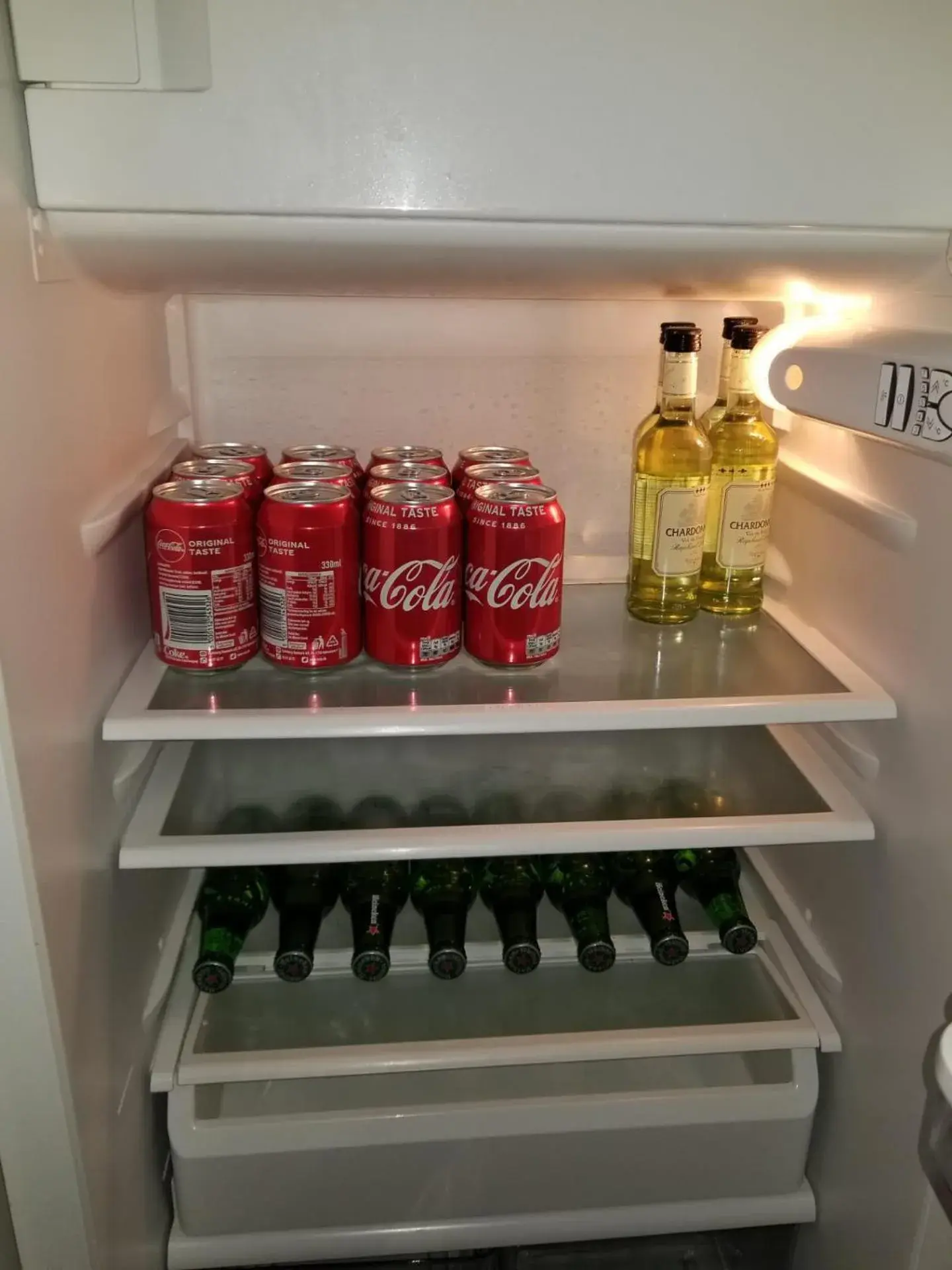 Food and drinks in 3 Doppelbett Business Apartment am Bodensee Food and drinks in 3 Doppelbett Business Apartment am Bodensee