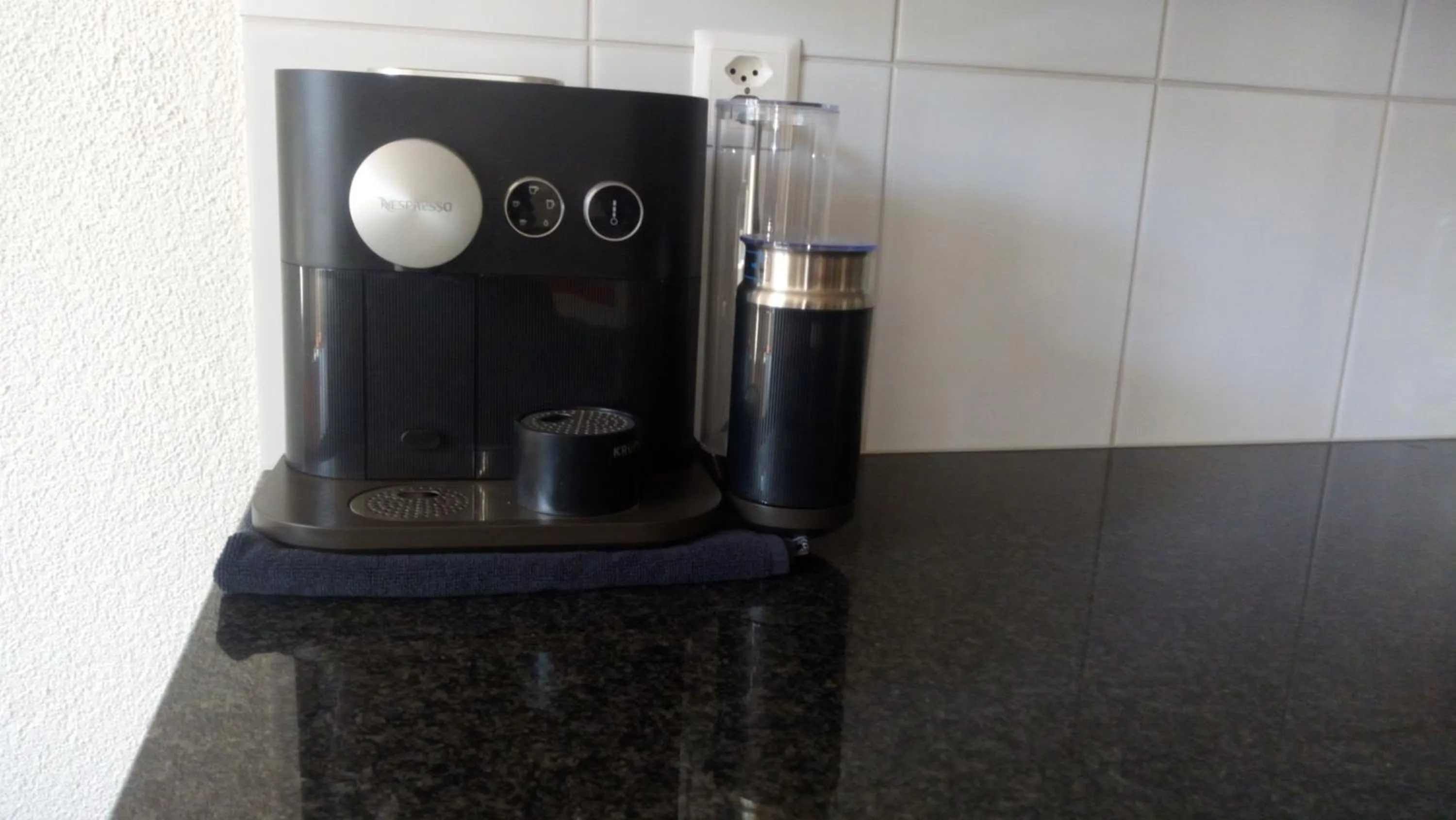 Coffee/tea facilities in 3 Doppelbett Business Apartment am Bodensee