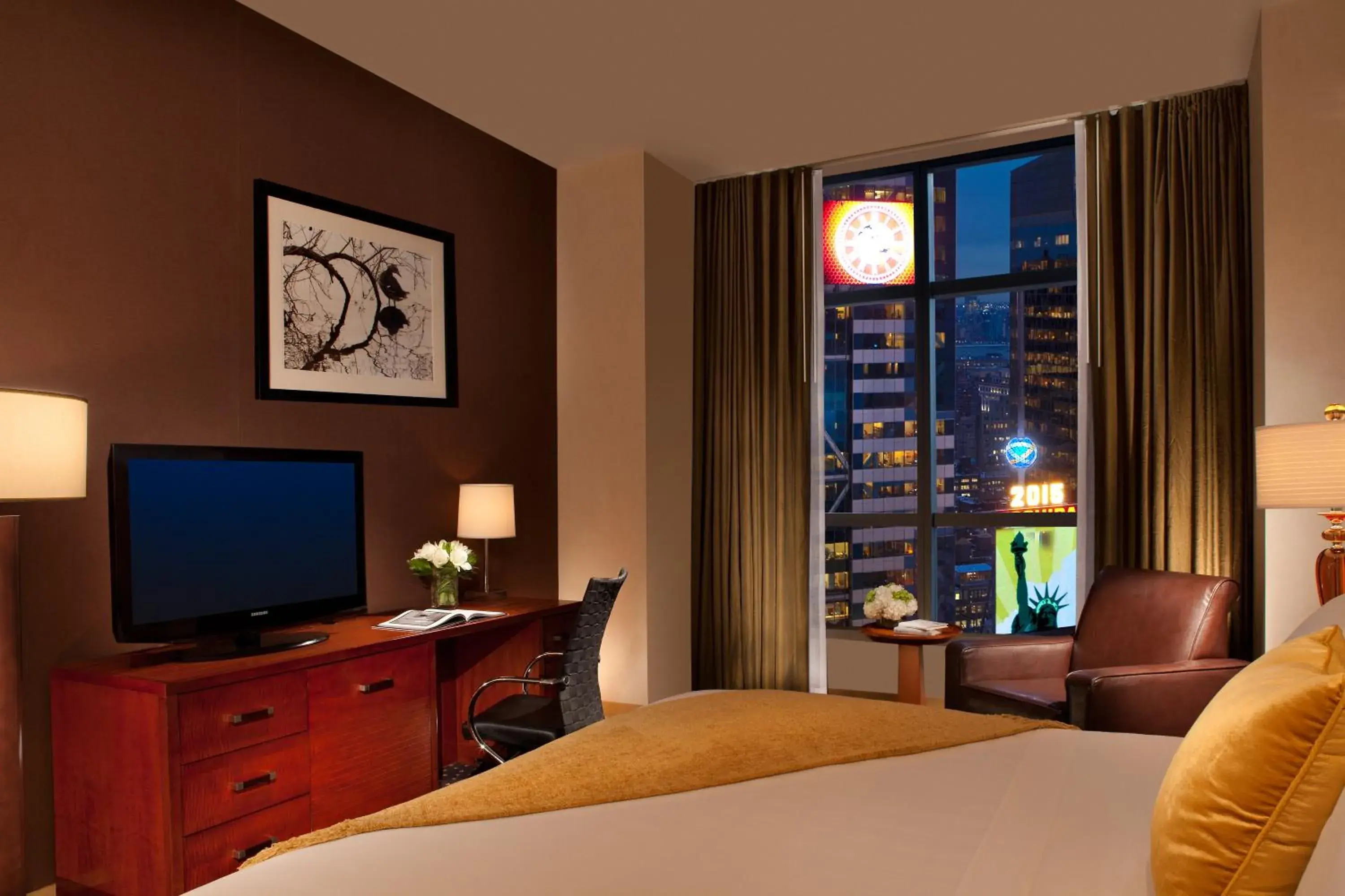 Night, Bed in Millennium Hotel Broadway Times Square Night, Bed in Millennium Hotel Broadway Times Square