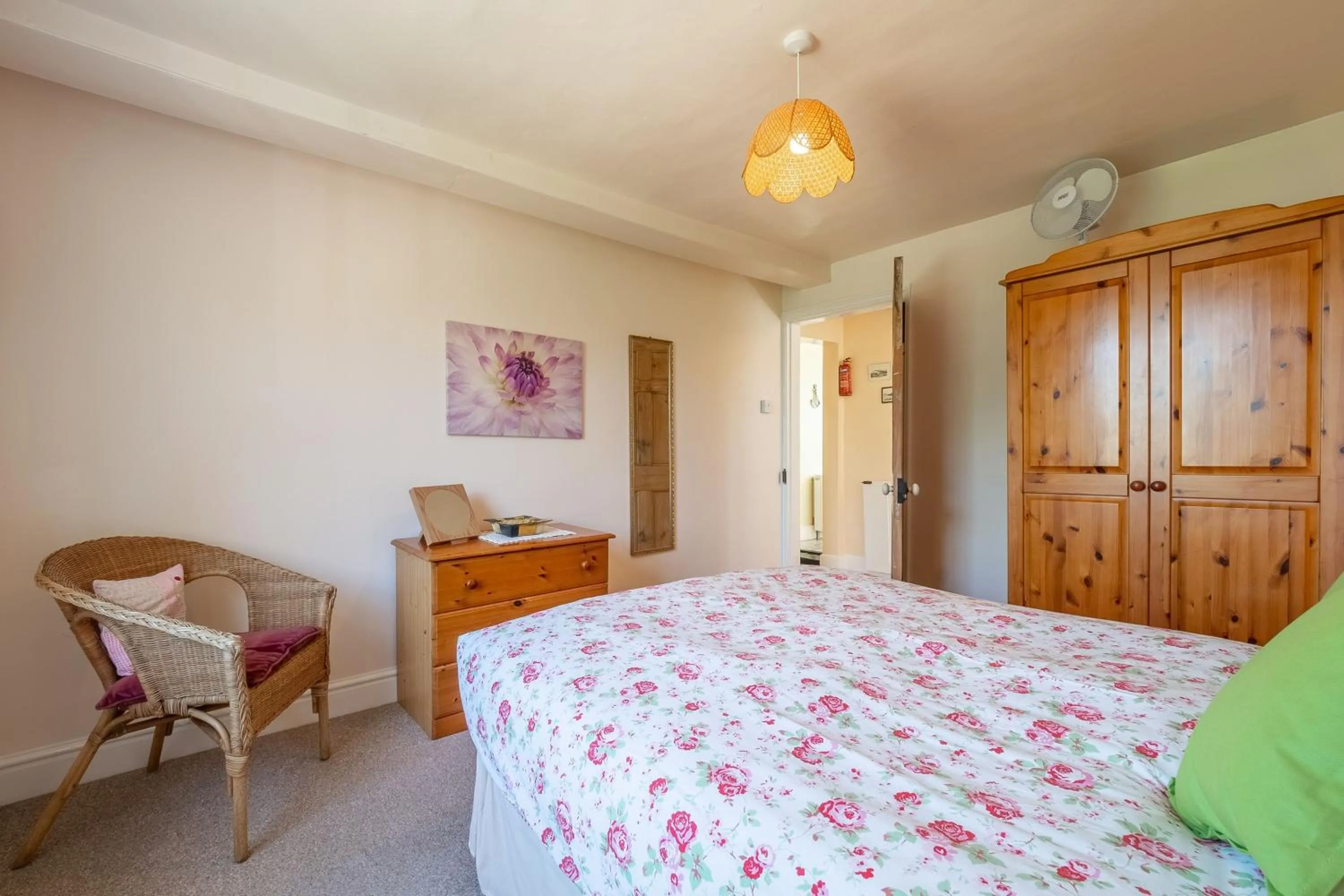 Property building in Honeypot Cottage