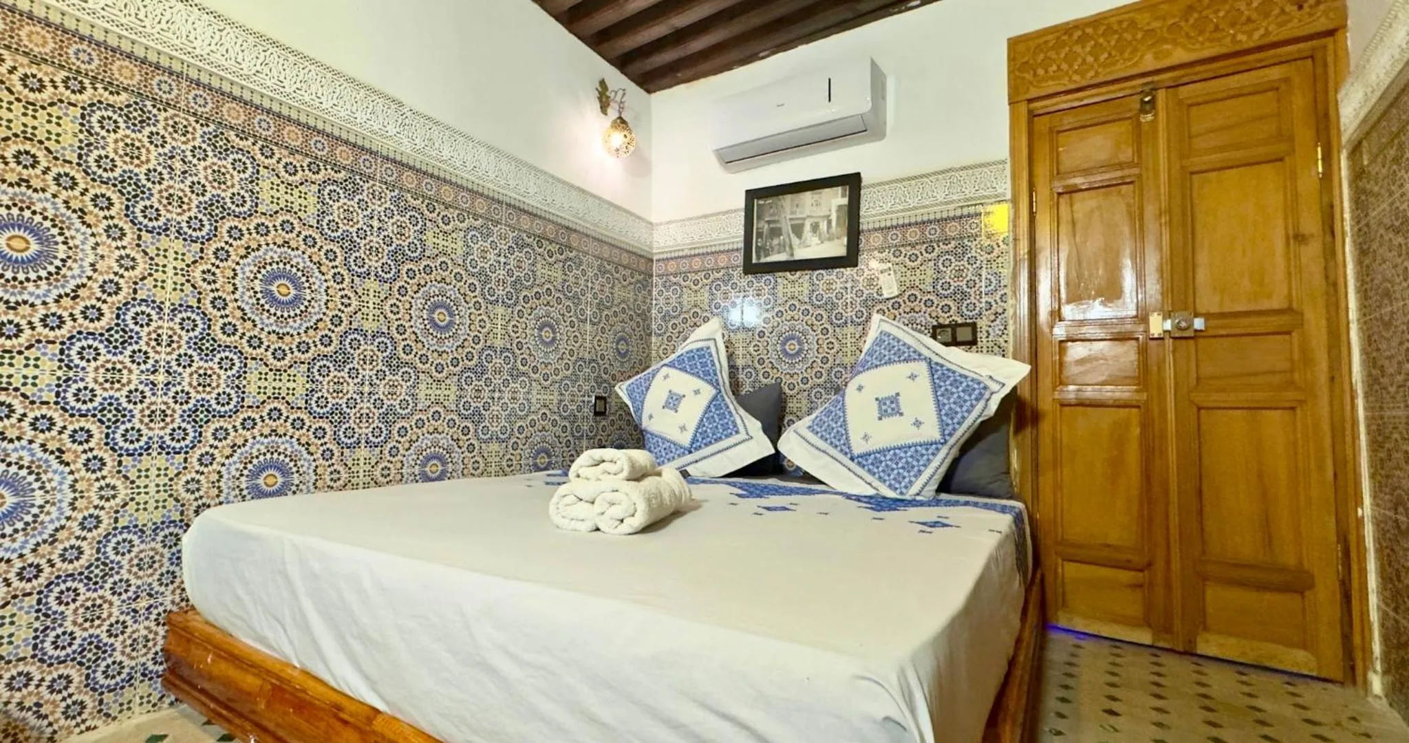 Bed in Riad Le Petit Patrimoine De Fés